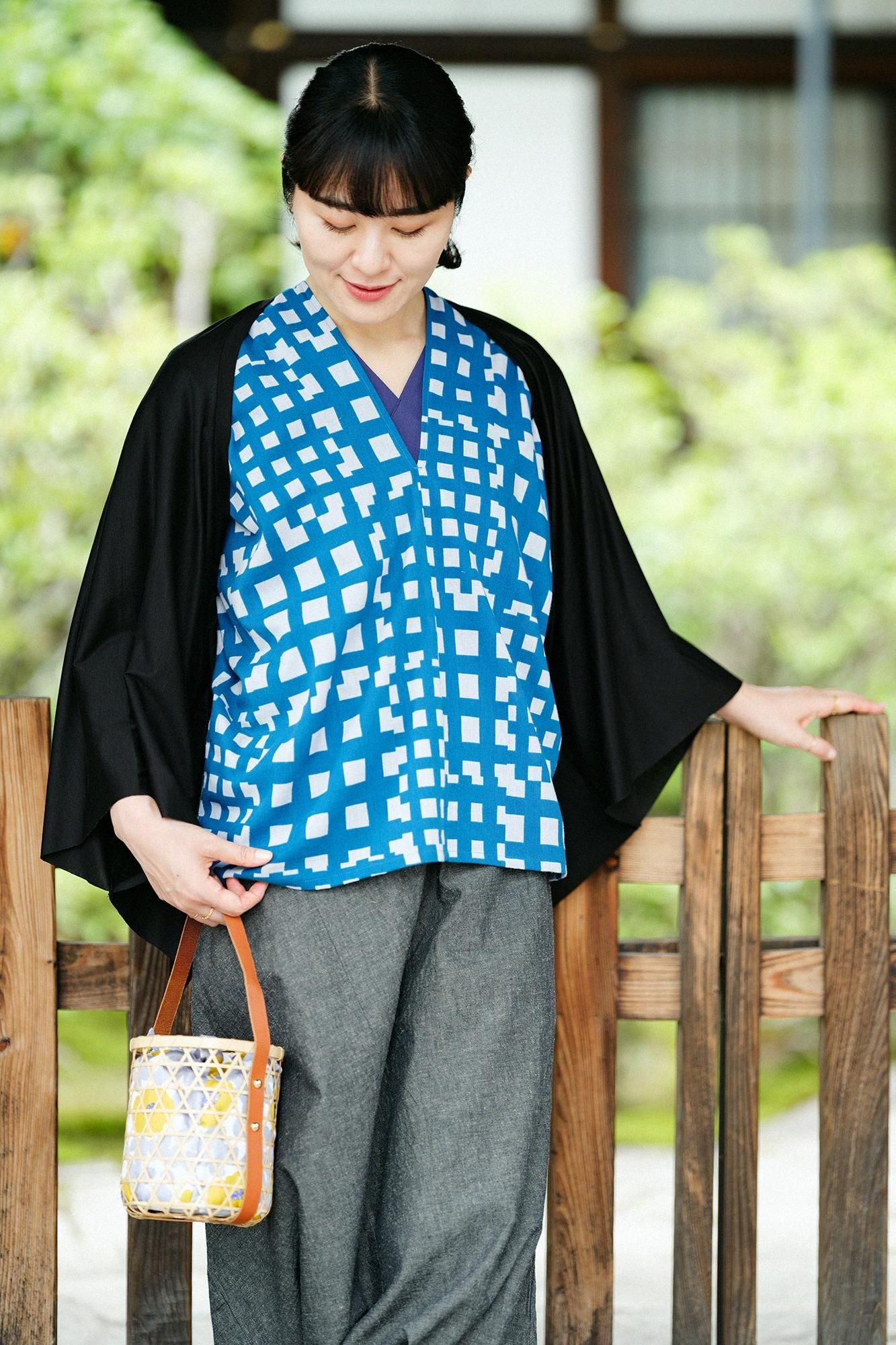 GIZA×萊賽爾平針織 飛鼠袖外披 短版/黑色