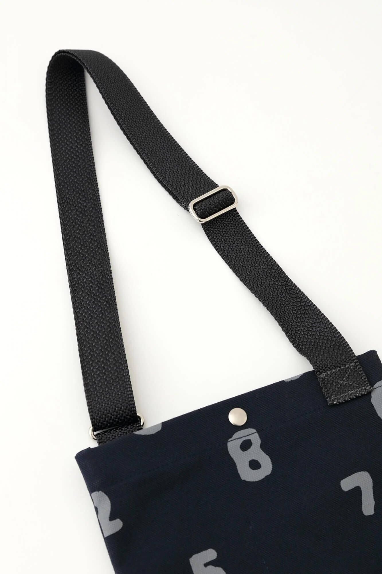 캔버스 사코슈 (소)/SO-SU-U 진한 파란색 x 진네즈