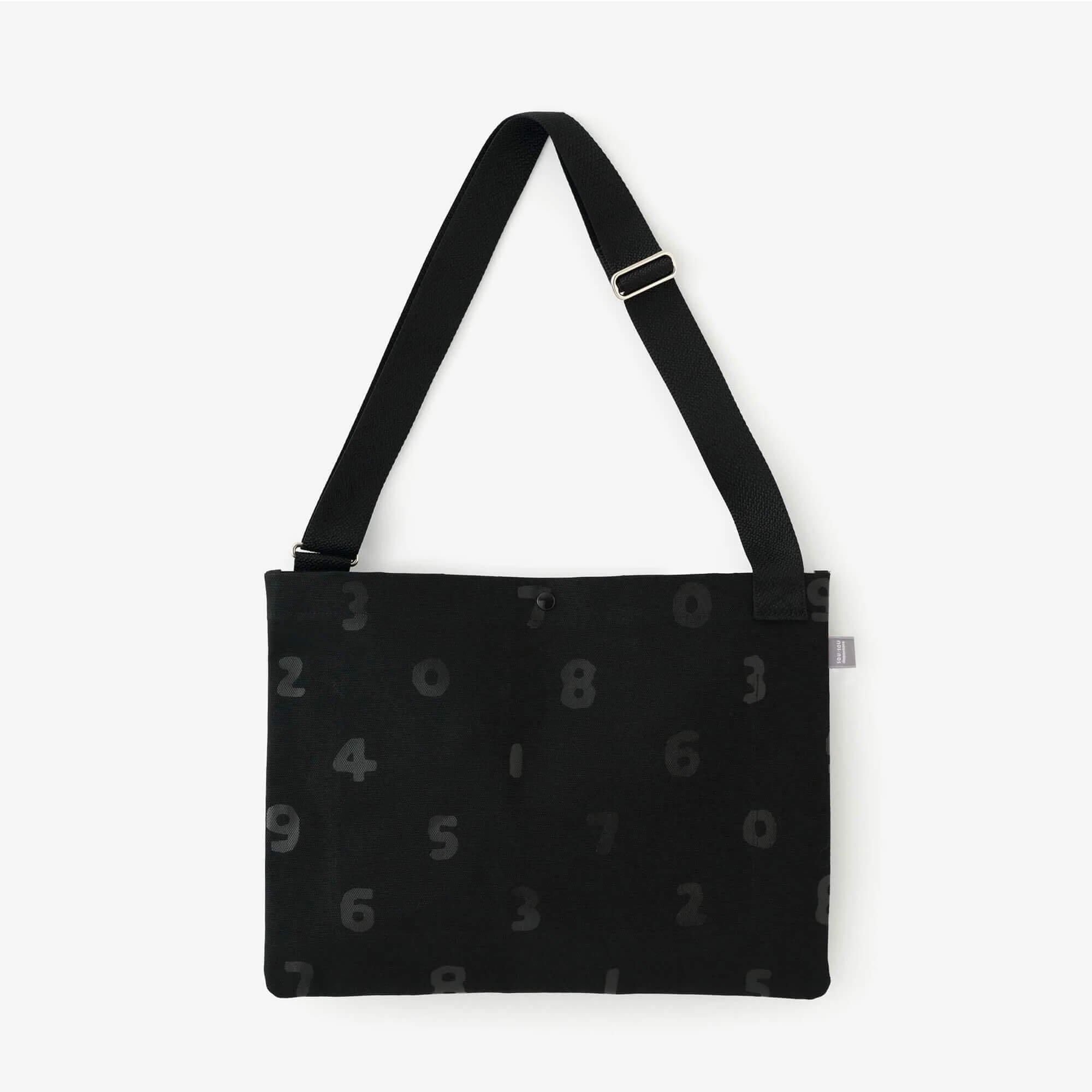 帆布 サコッシュ/SO-SU-U 濡羽色(ぬればいろ)×濡羽色(ぬればいろ)