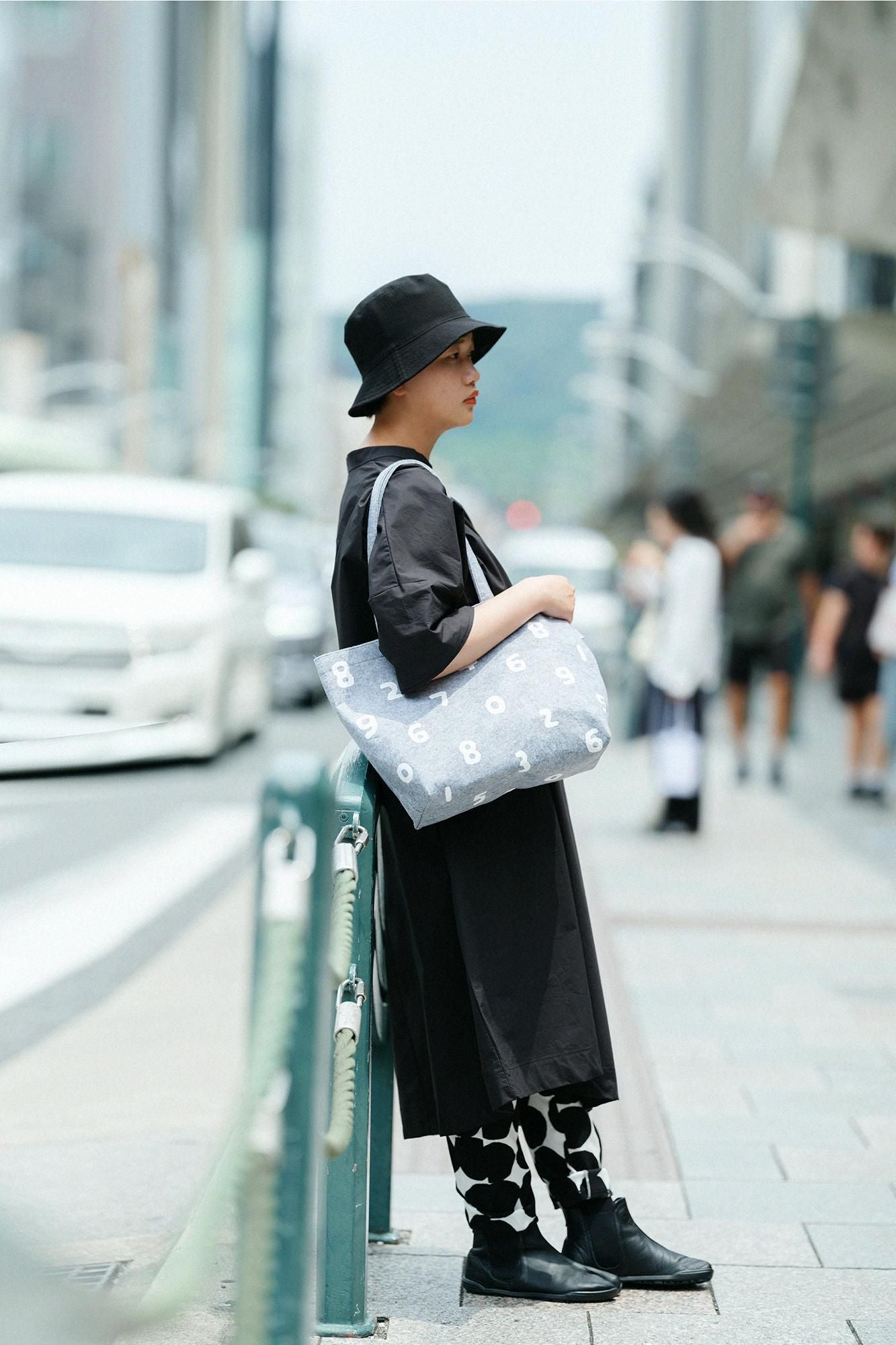 PROMOTION 毛氈托特包 M/SO-SU-U十數