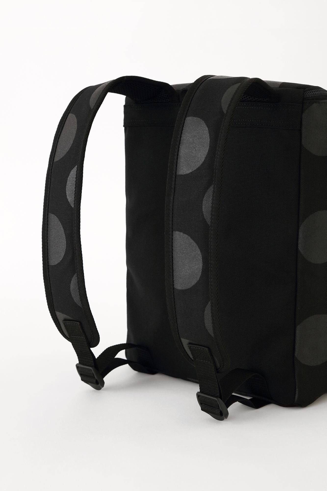 BOX Backpack Small / MBP Black