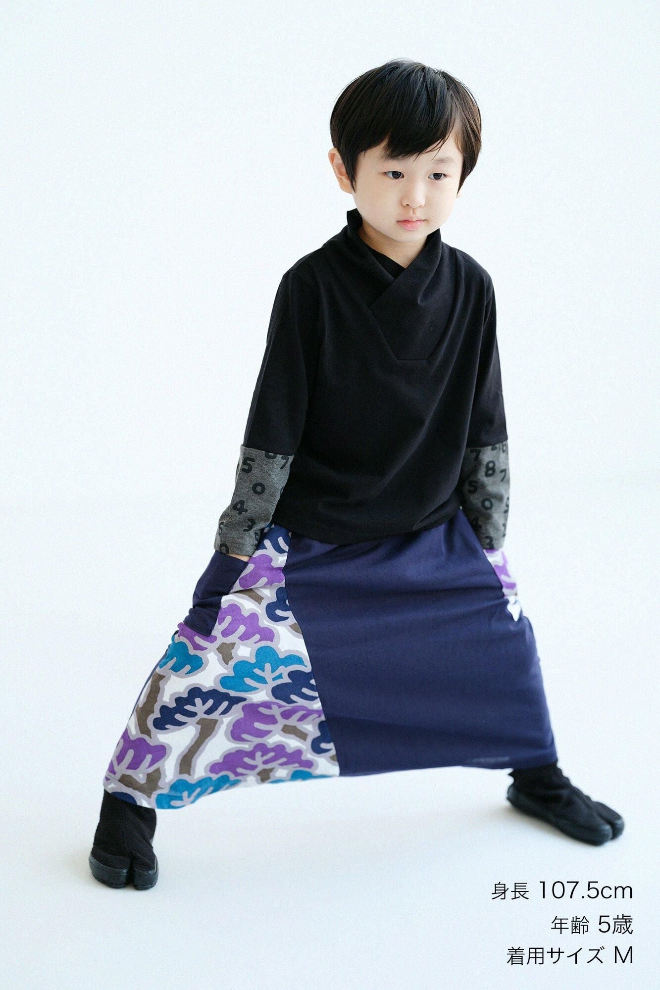 ●雙色袖 上衣/黑色×SO-SU-U十數 昆