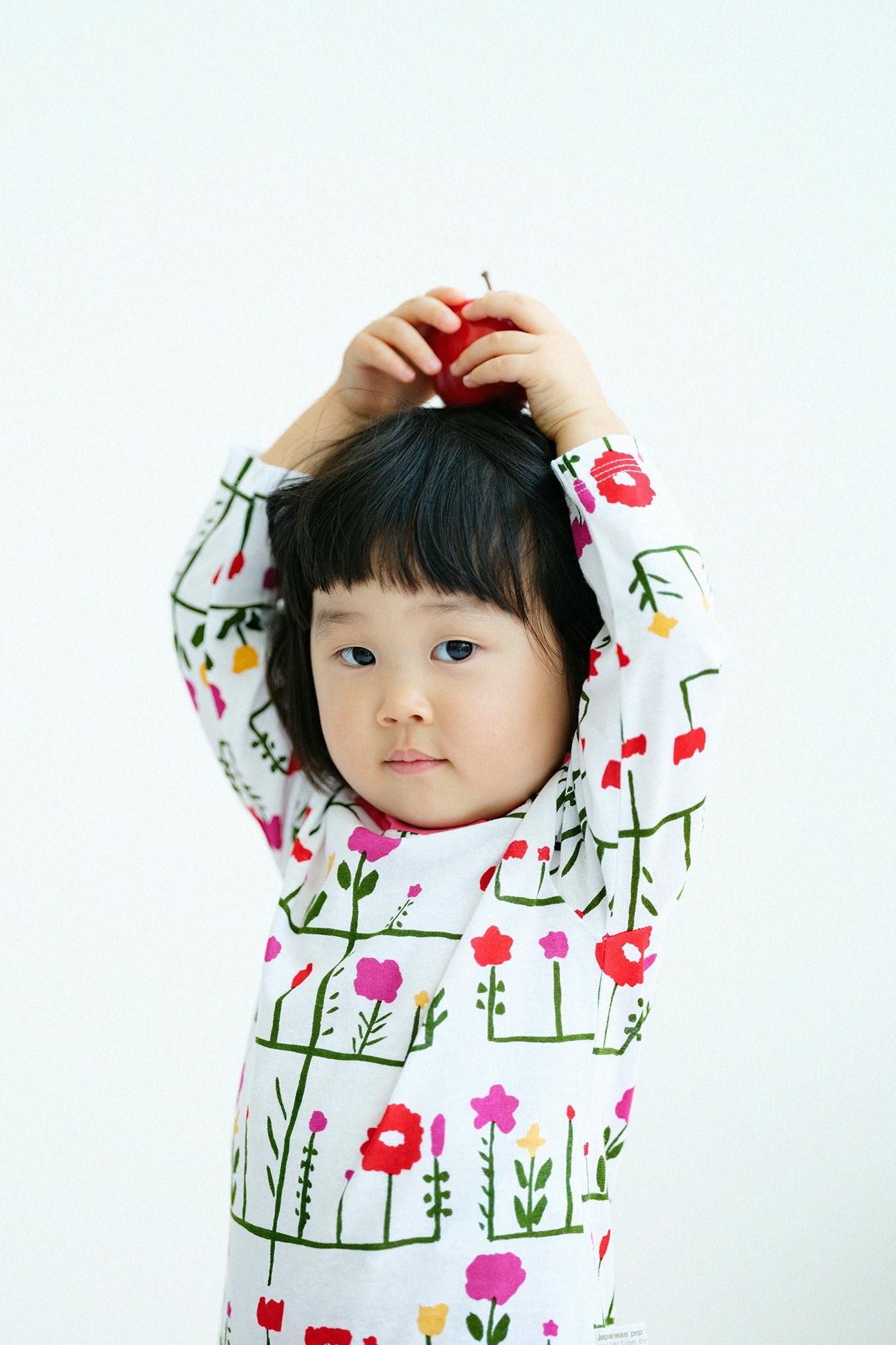 ● Square Neck Long Sleeve T-shirt / Flower Grove