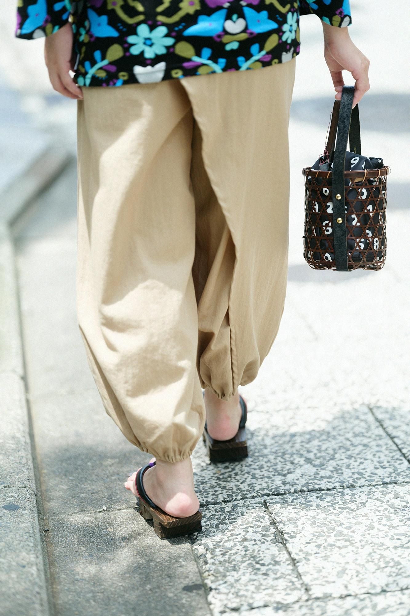 【net limited】Twill Weave(AyaFestivethe law of nature) Wrap Harem Pants(TakaMikan SkirtstomachPants and Skirts)/Dyed Mulberry Color