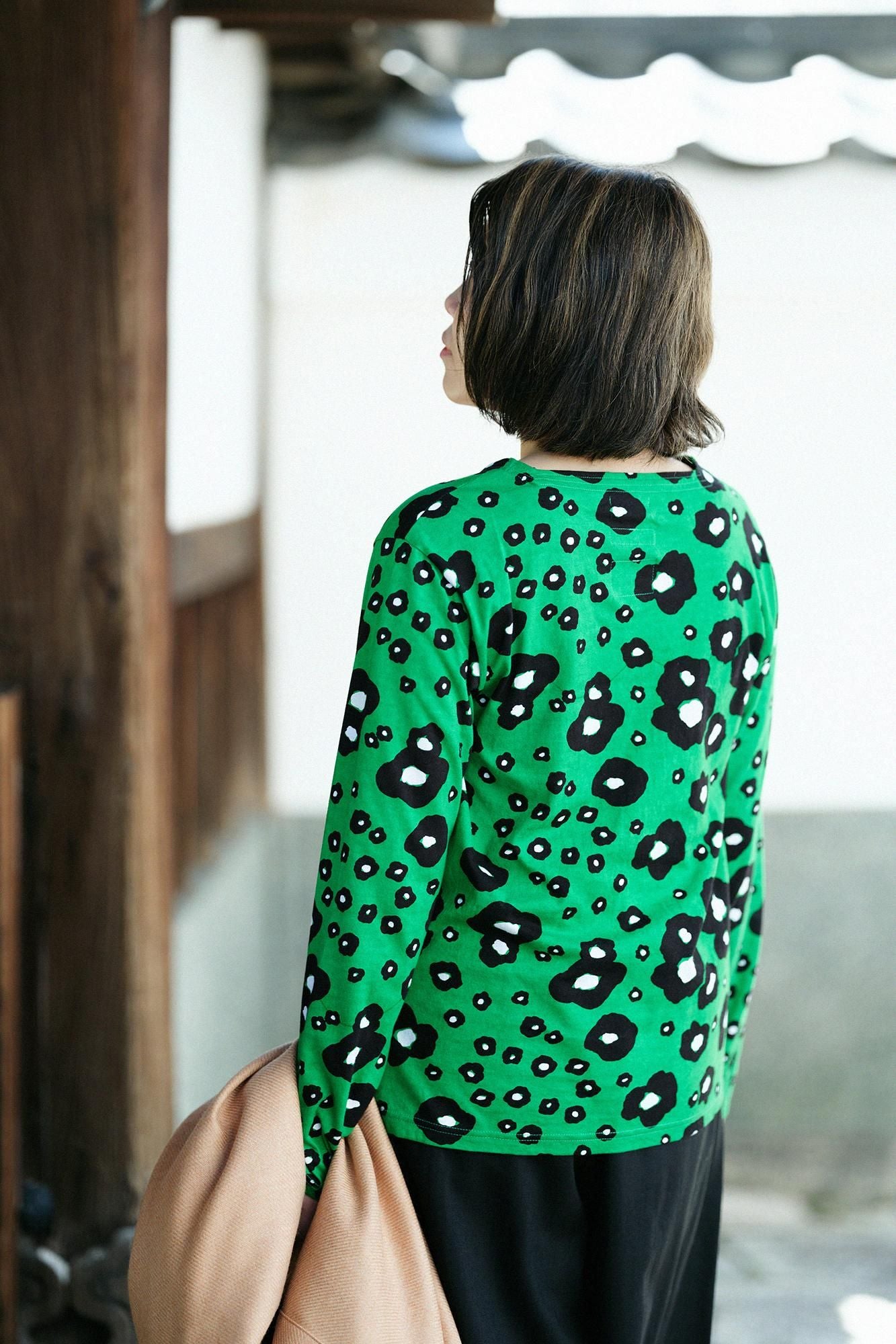 花細語方領上衣