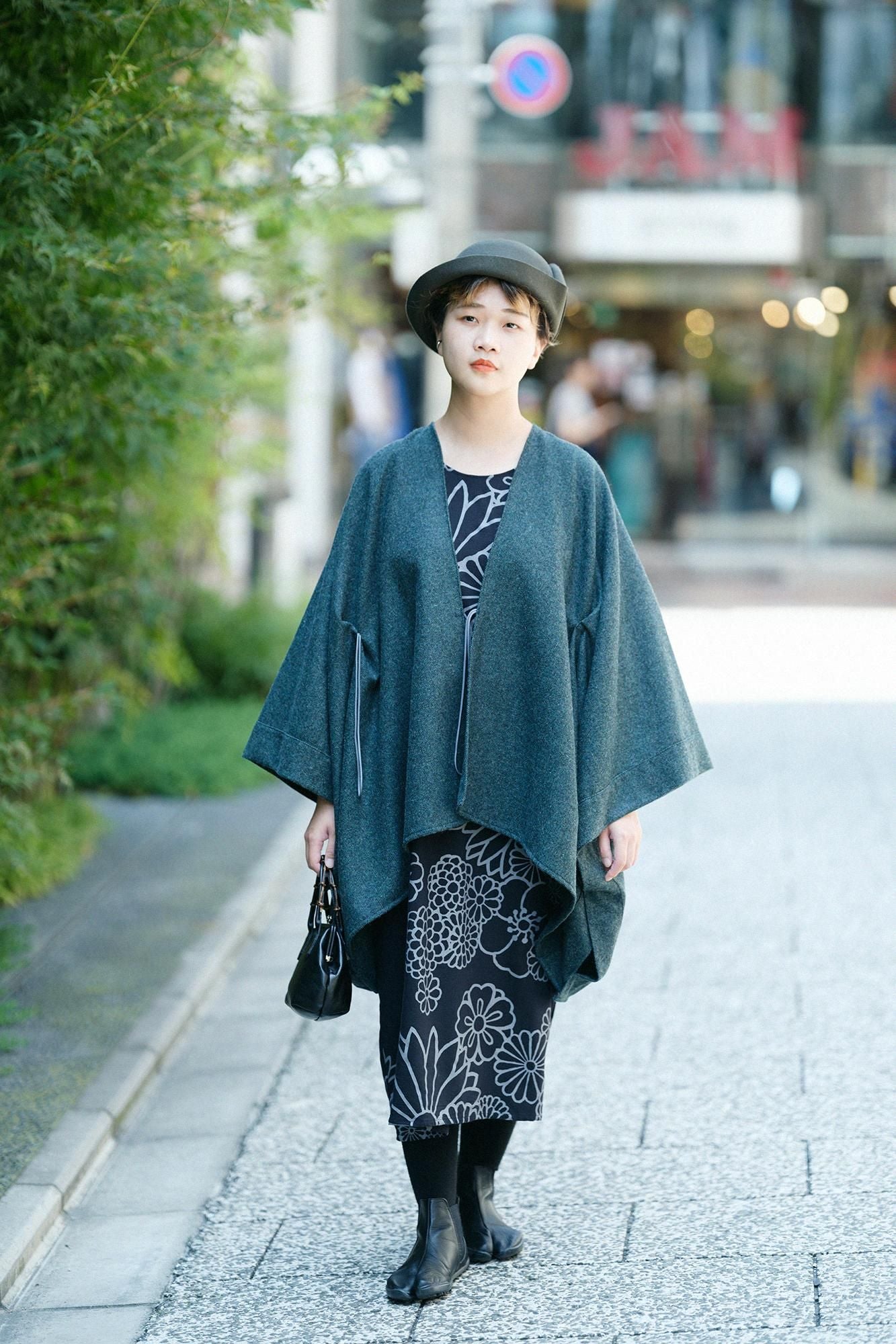 【官網限定】棉人造絲圓弧袖長方形洋裝斜紋織金襴緞子暗藍色