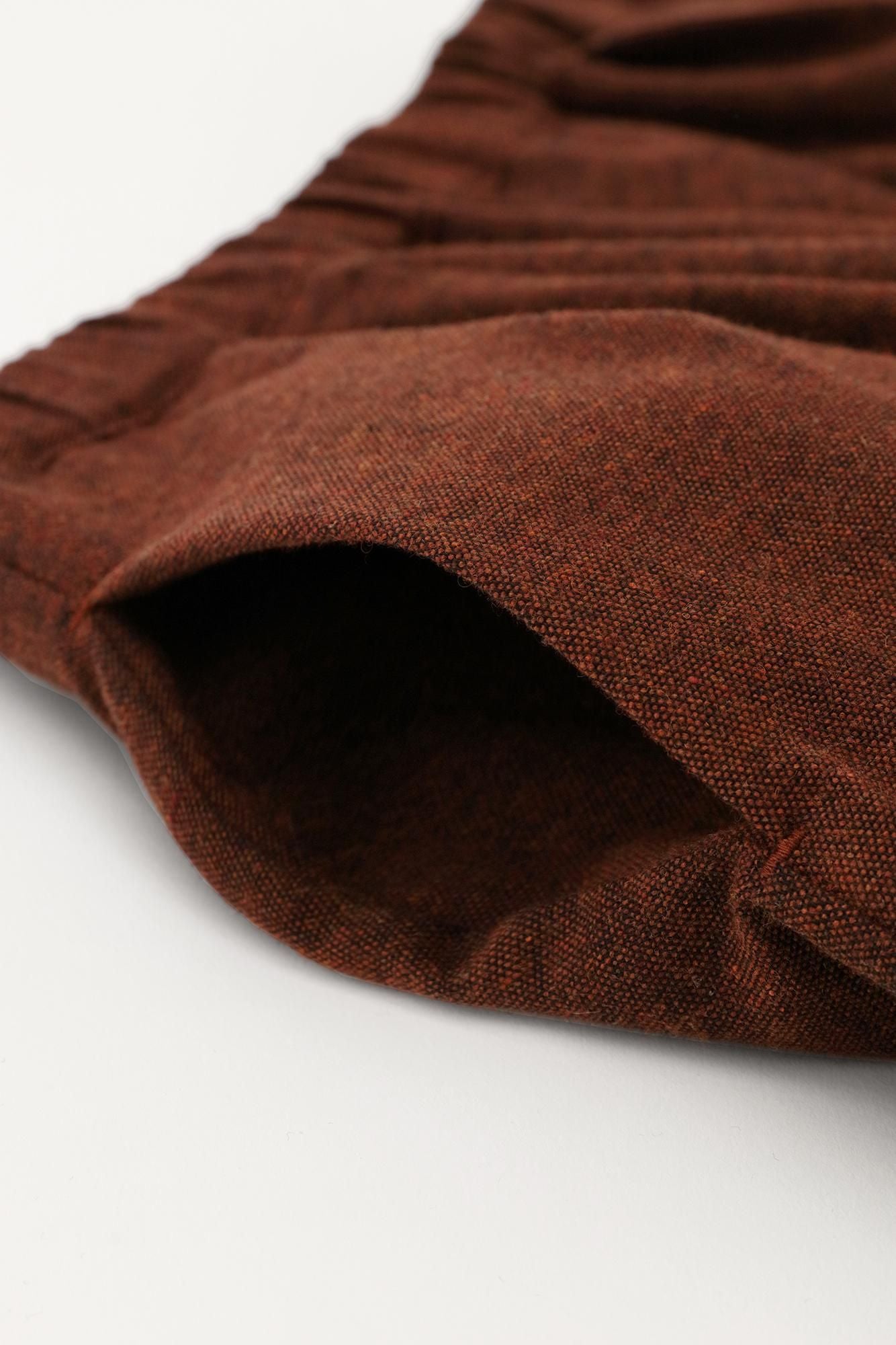 Fluff (Menke) Ninohida Monpe/Ziegelfarbe