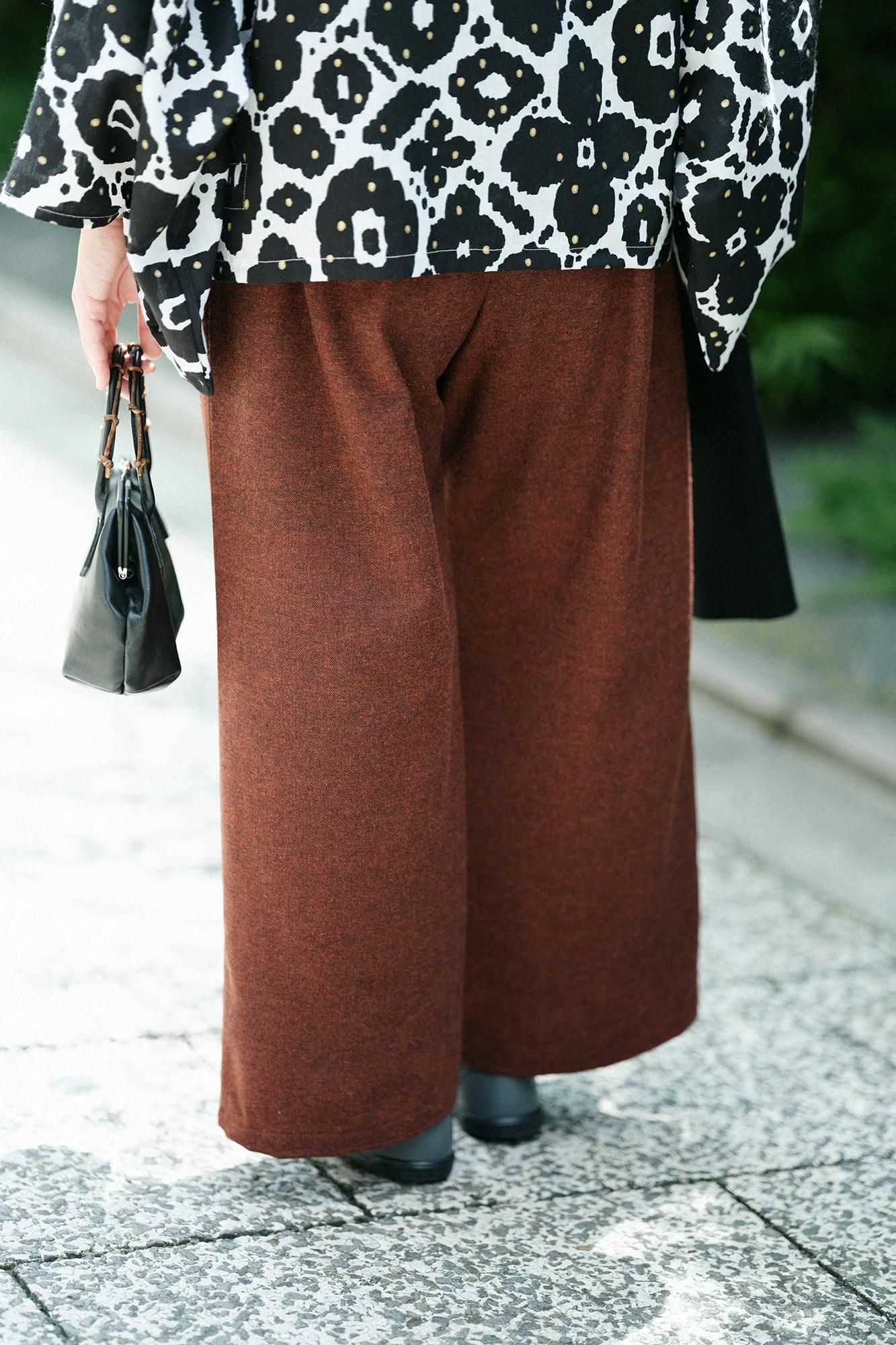 Fluff (Menke) Ninohida Monpe/Ziegelfarbe