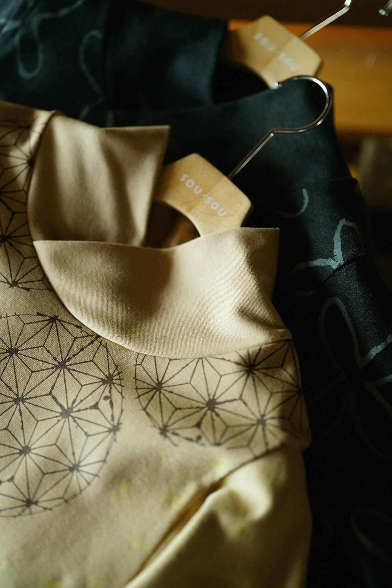 Interlock Knitting Shiraiki Kimono Collar Top / Suzushiro Ink Black