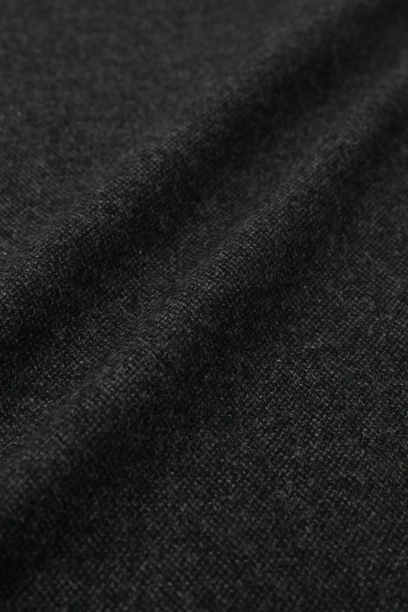 梳毛(そもう) きさらぎ/濃墨(こずみ)