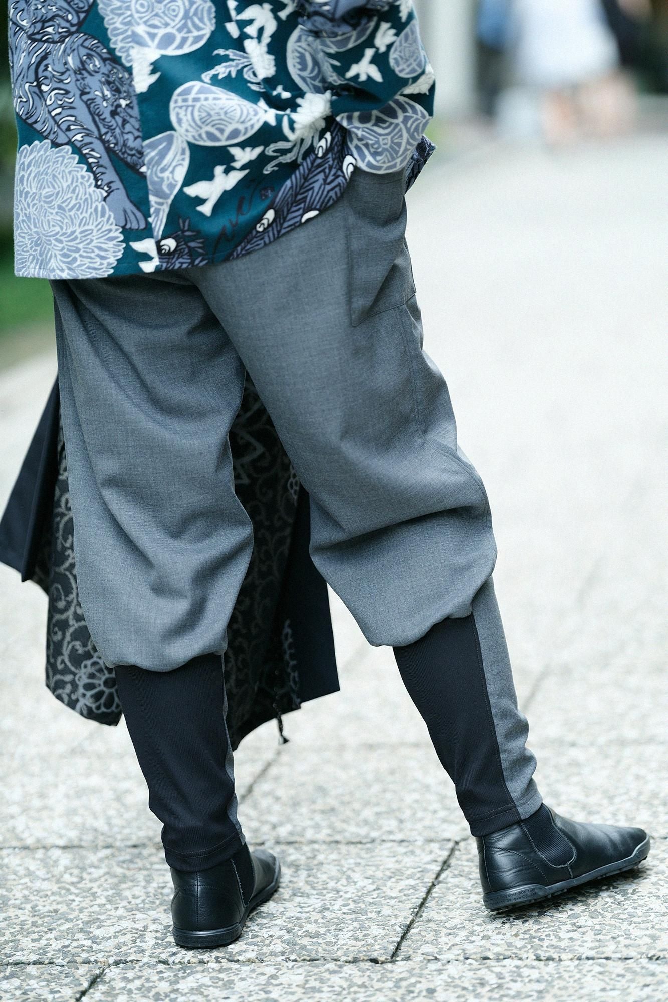 梳毛(そもう) 裁付(たっつけ)えんゆう穿き/濃灰(こいはい)