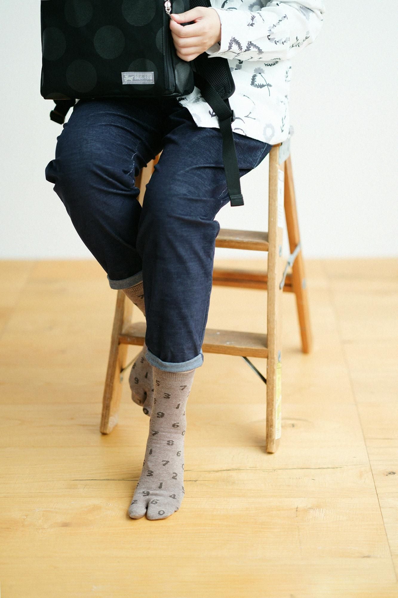 【官網限定40%OFF】環保分趾襪(普通長度)/SO-SU-U十數 灰褐色【女性用】