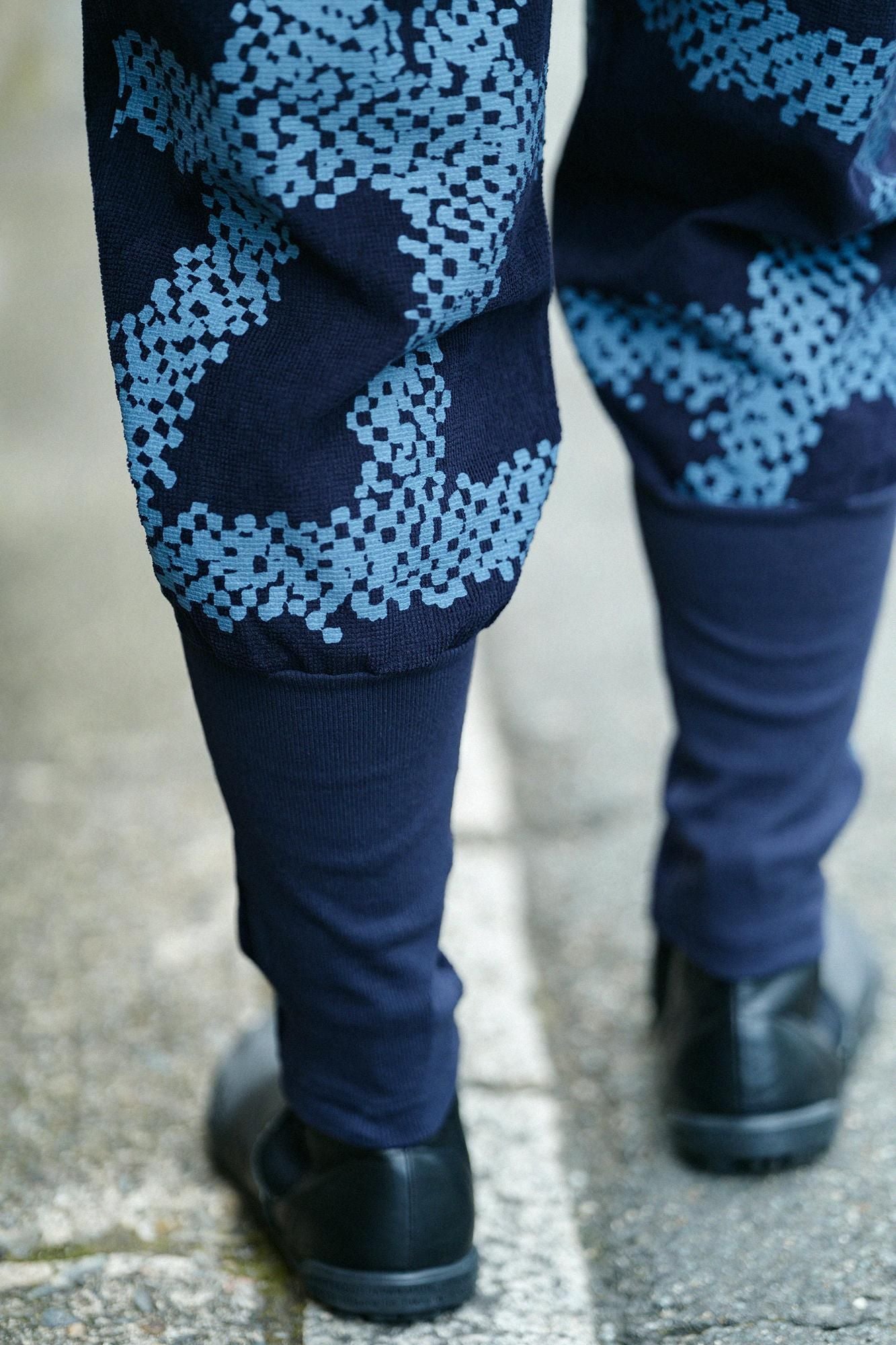 ソフトサーモ(R) コール天 裁付(たっつけ)えんゆう穿き/がんじがらめ 留紺(とめこん)