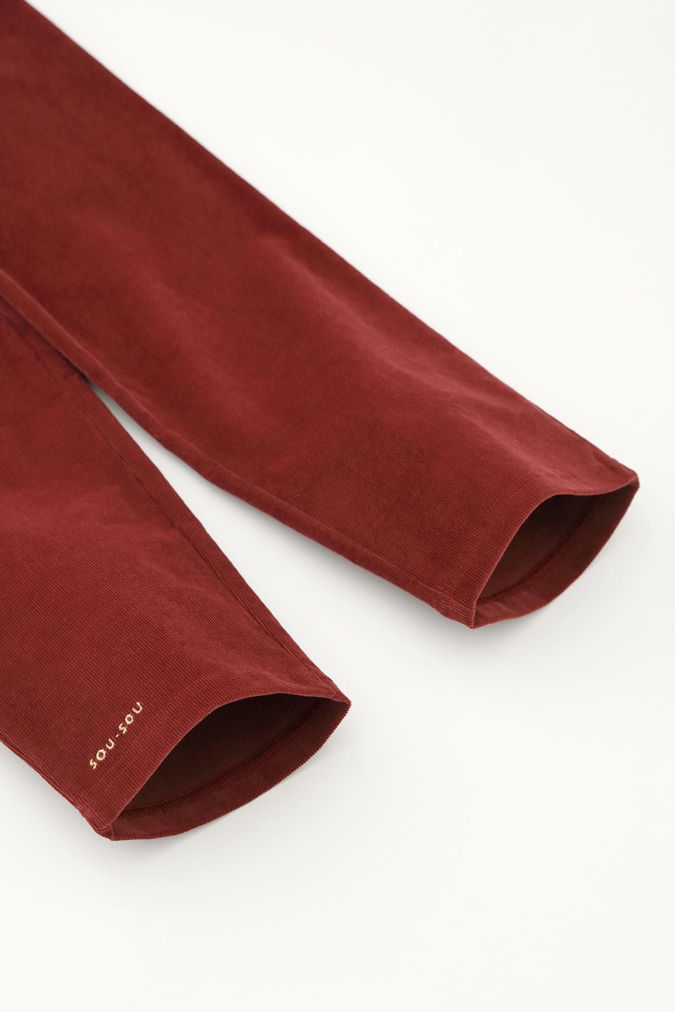 光泽、煤质、稍薄、深色