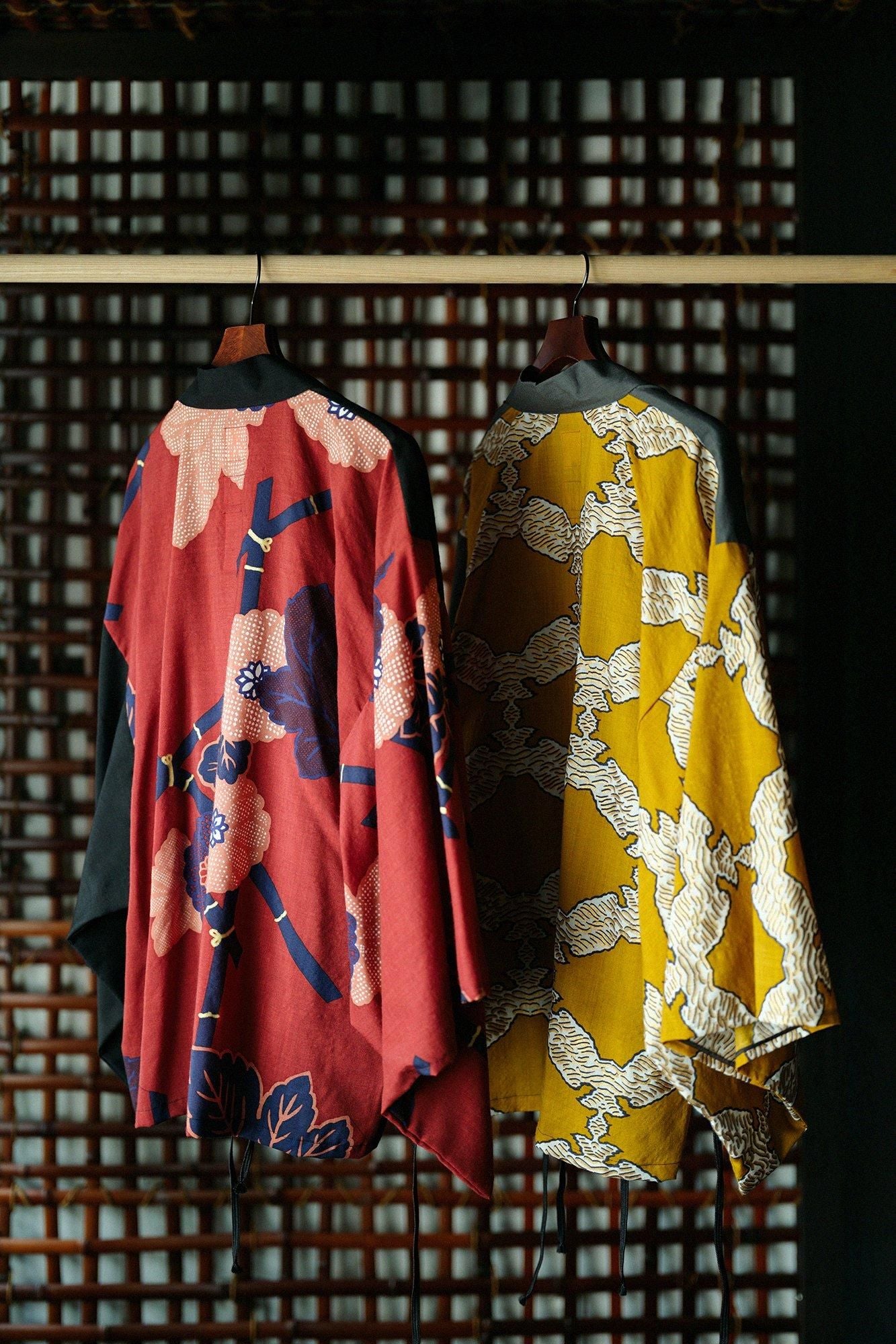 平纹细布kakusode fuubi(kakusode de fuubi)单方面的身体 /深灰X Musha Shippo)