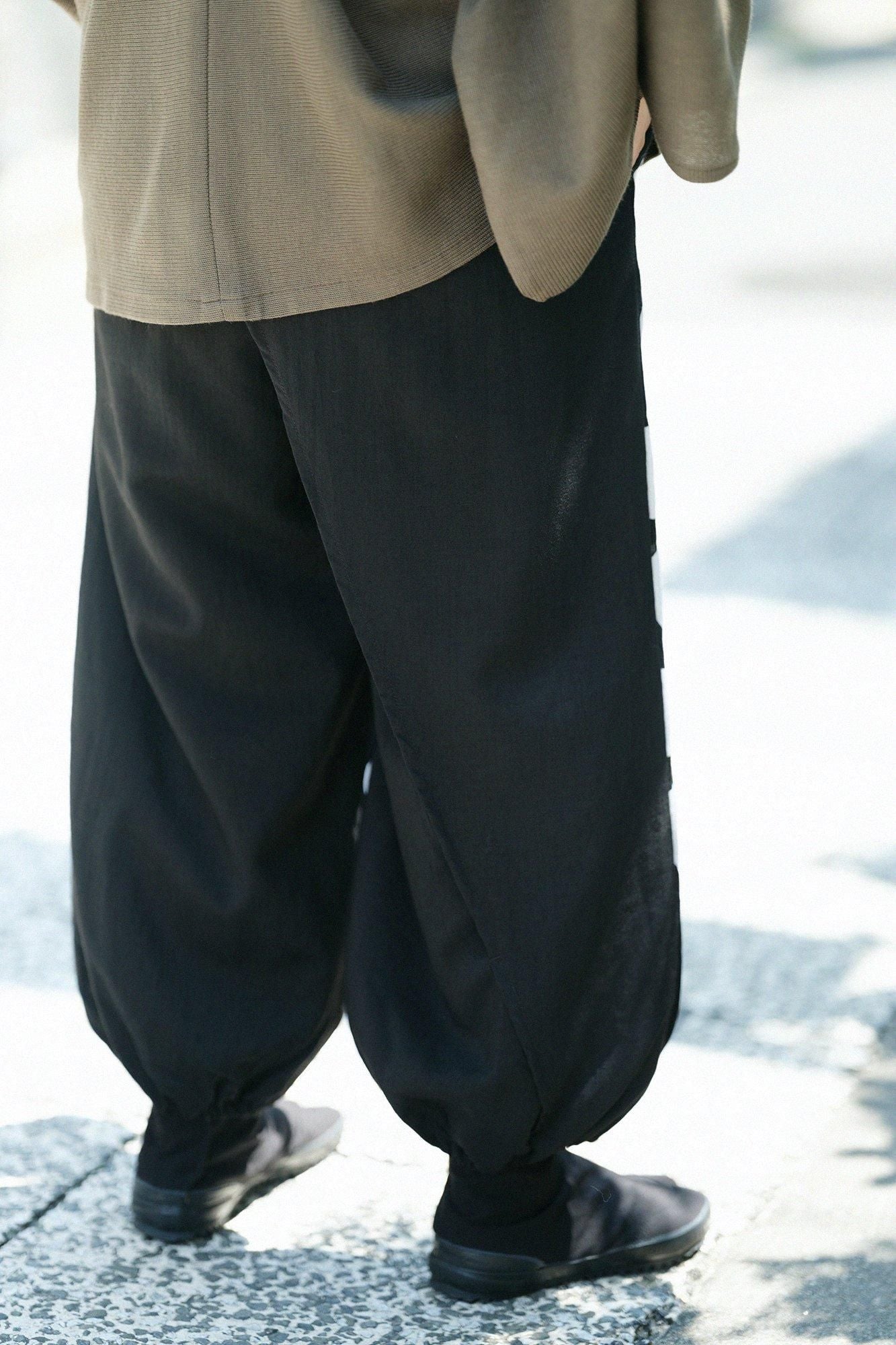 モスリン 手柄寛衣下(たかみかんいした) 片身替わり(かたみがわり) 2.0/濡羽色(ぬればいろ)×すいぎょく