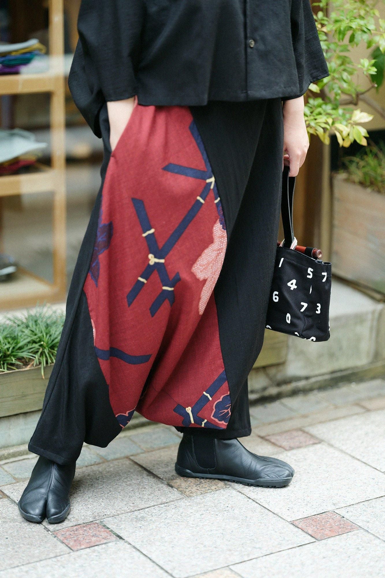 モスリン 富士(ふじ) 2.0/濡羽色(ぬればいろ)×籬菊模様(まがきぎくもよう) 写し(うつし)