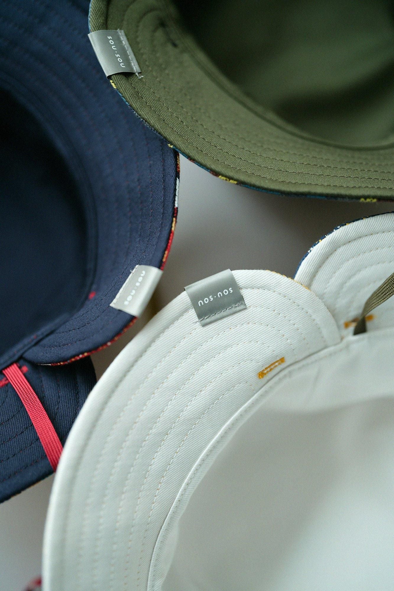 重斜纹检查可逆自行车帽/so-su-u kon(kon)顶部和底部(ka)金色