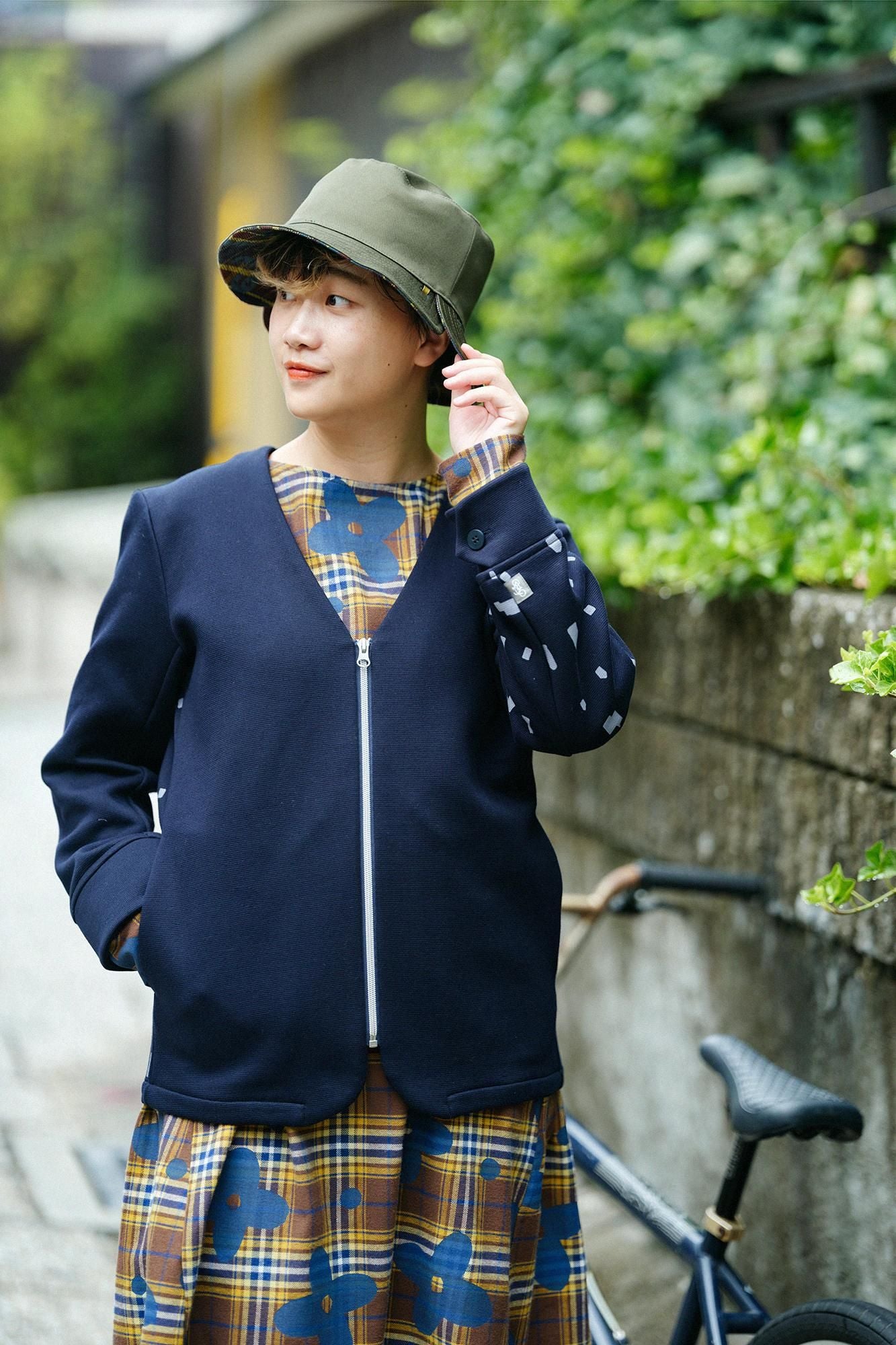 【官網限定】粗綾織格紋 雙面用 BIKE 帽子/SO-SU-U十數 昆 上下 岩井茶