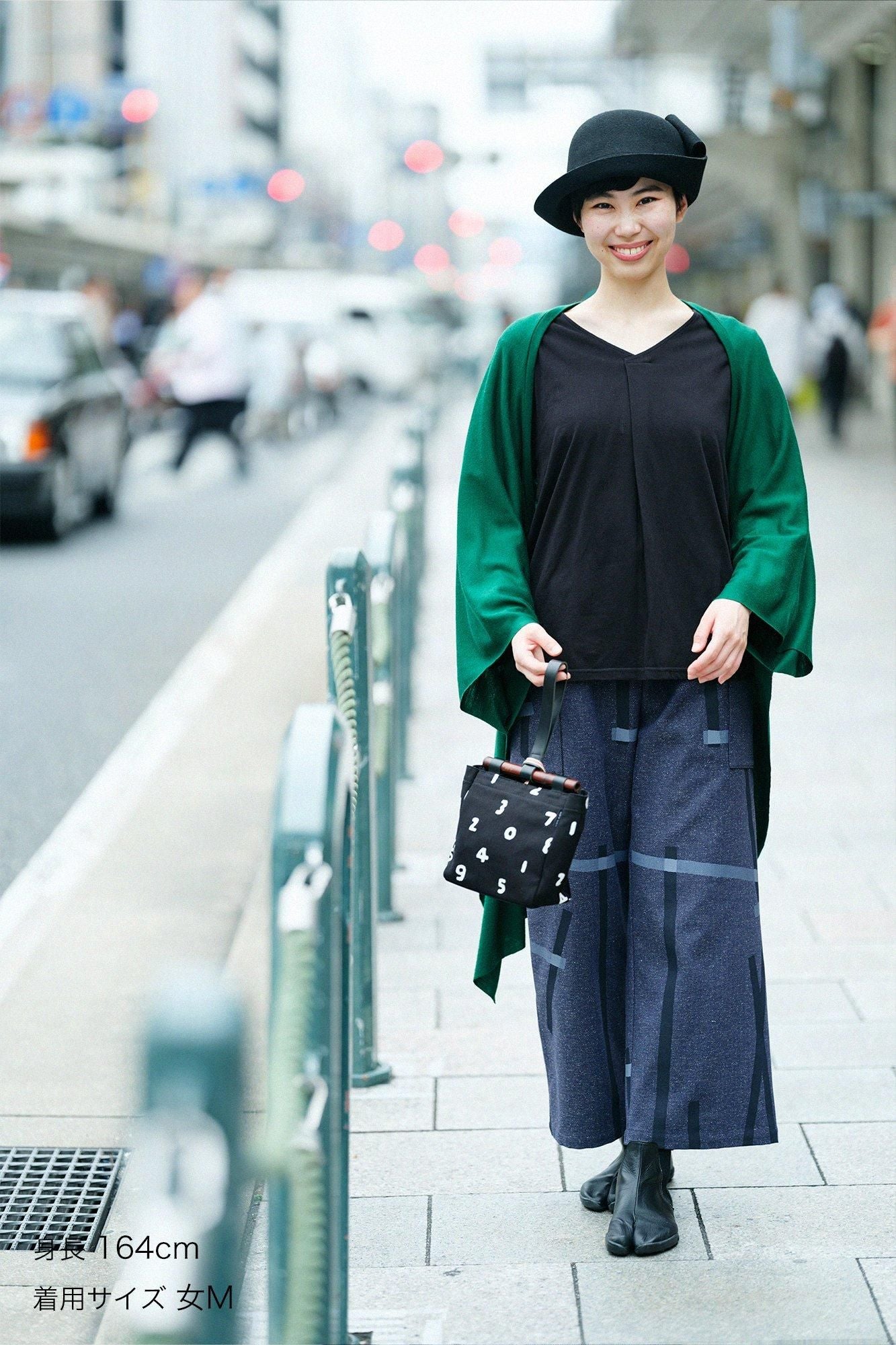 人字形斜紋織方袋寬褲/鳶、藍褐色