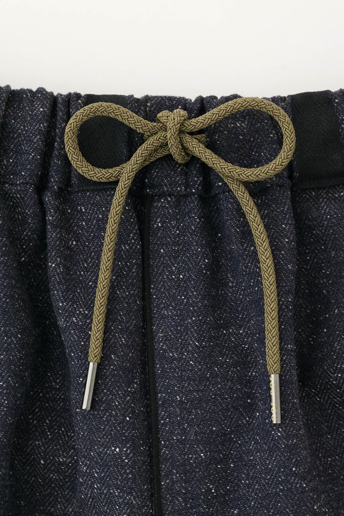 人字形斜紋織方袋寬褲/鳶、藍褐色