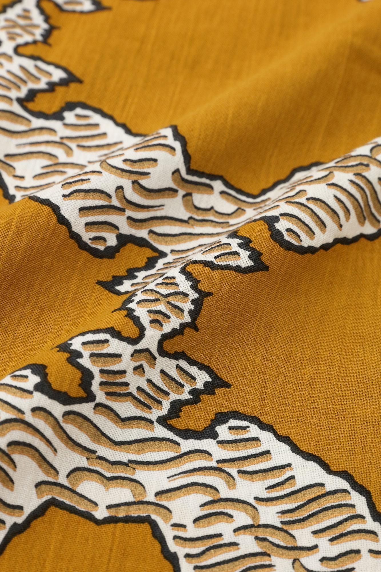 高島縮 20/20 スタンドカラーシャツ/武者七宝(むしゃしっぽう)