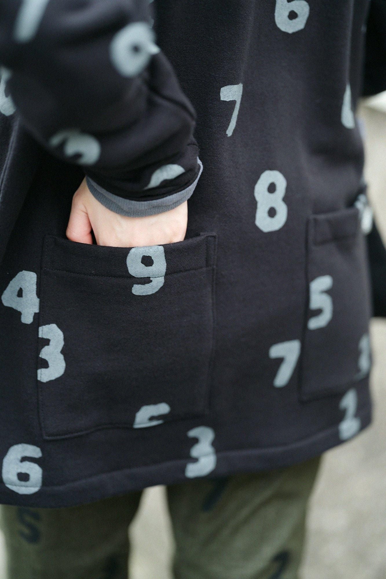 內抓毛BIKE 連帽外套/ SO-SU-U十數和留白黑色×深灰色