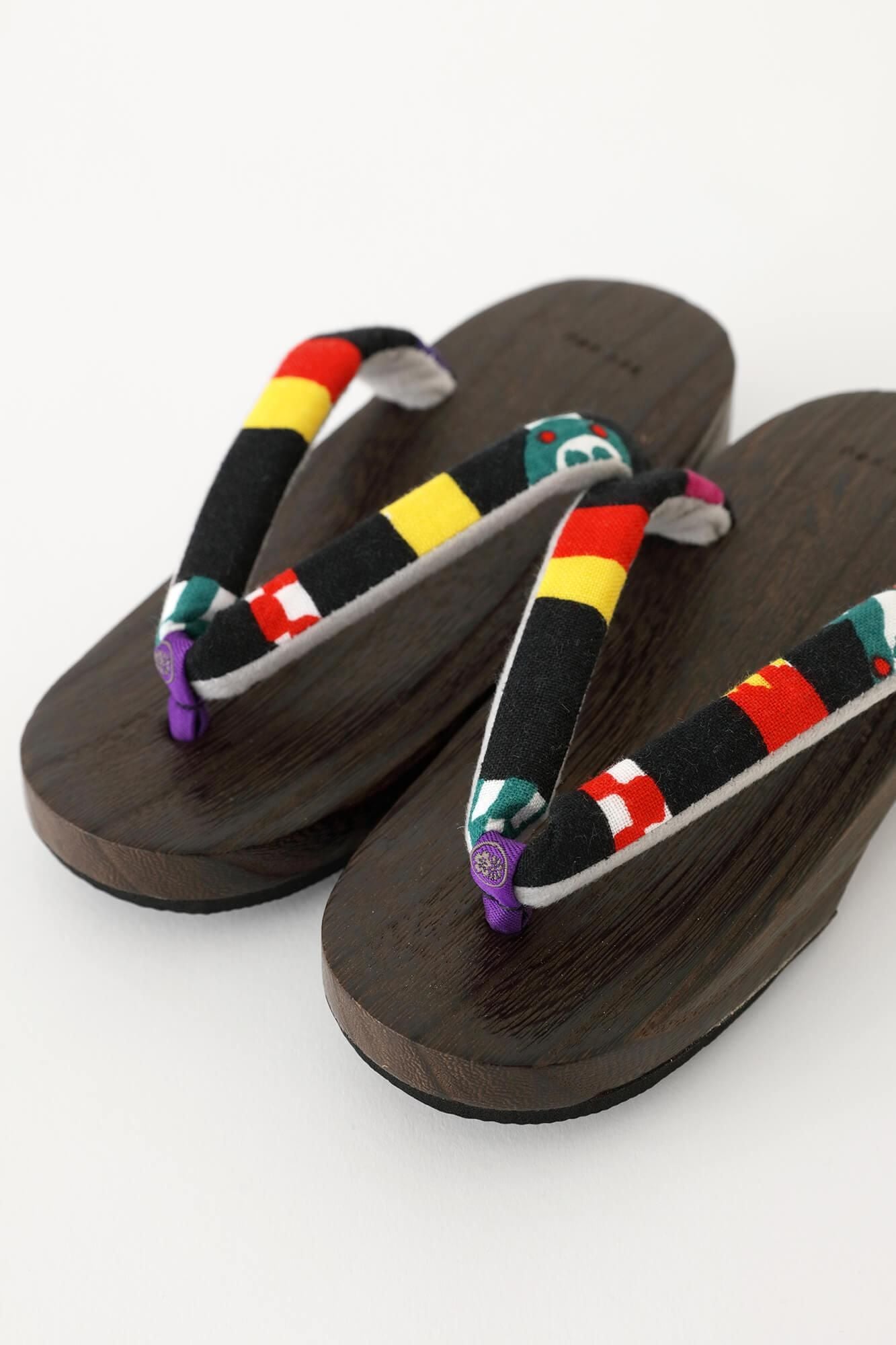 ●兒童黑底木屐 右近/編繩