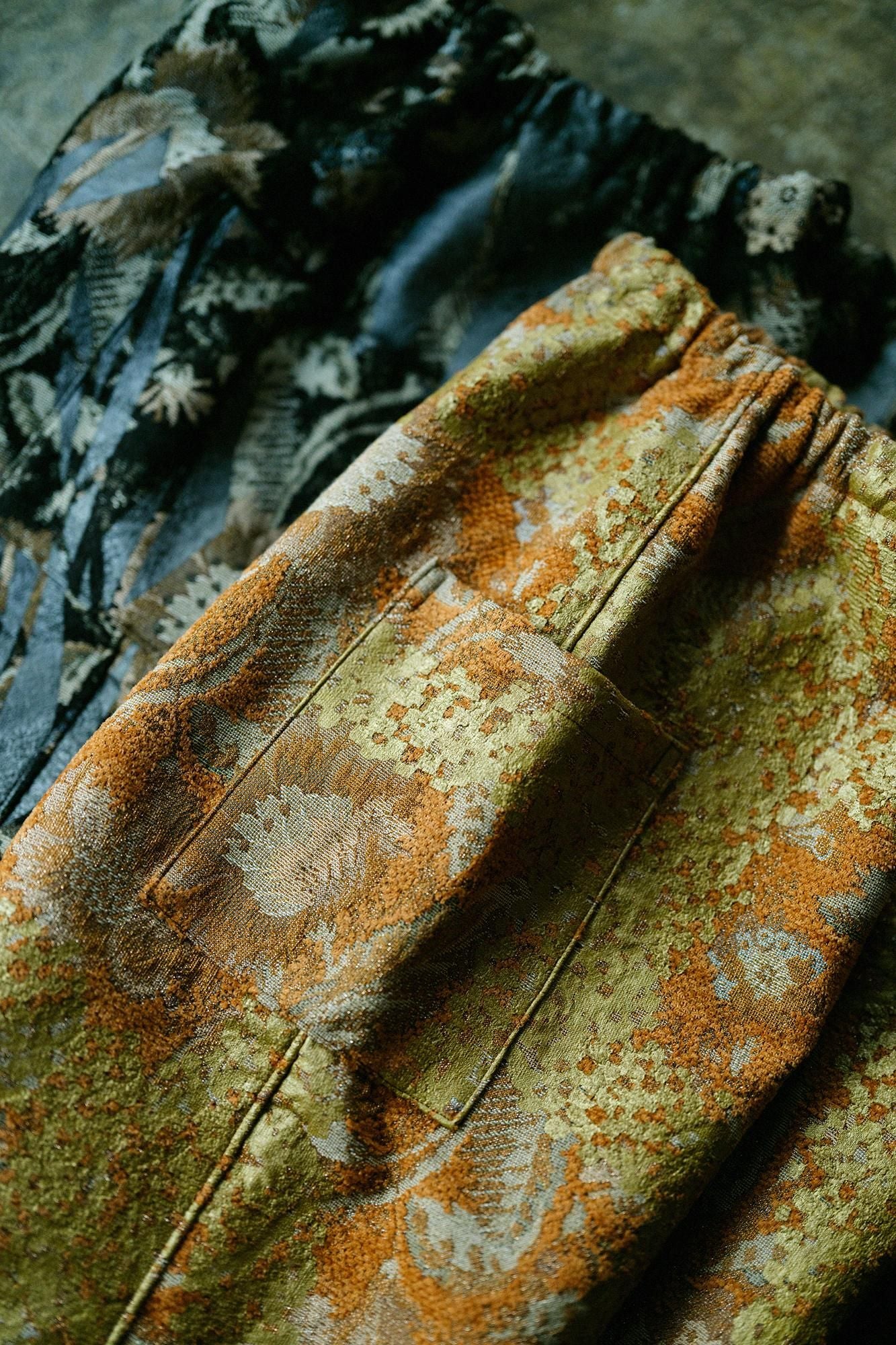 Gobelin - portant (avec collage) / ganjira