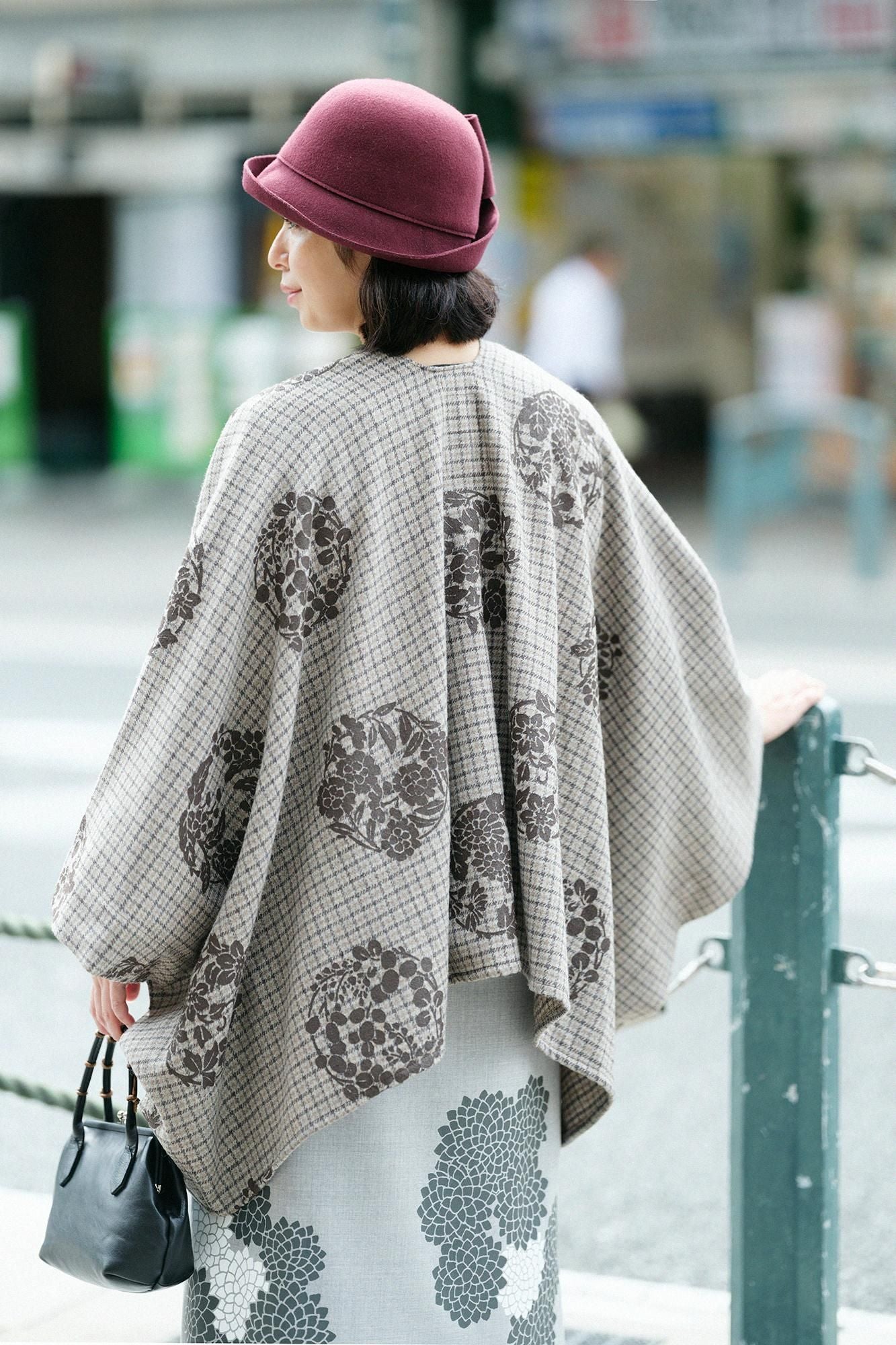 트위드 코우시오리 키사라기 짧은타입(Mijikata)/하나마루 문양 치라시와 여백 소나무 염색 (Matsusomeiro) X Birch Brown (Kabachairo)