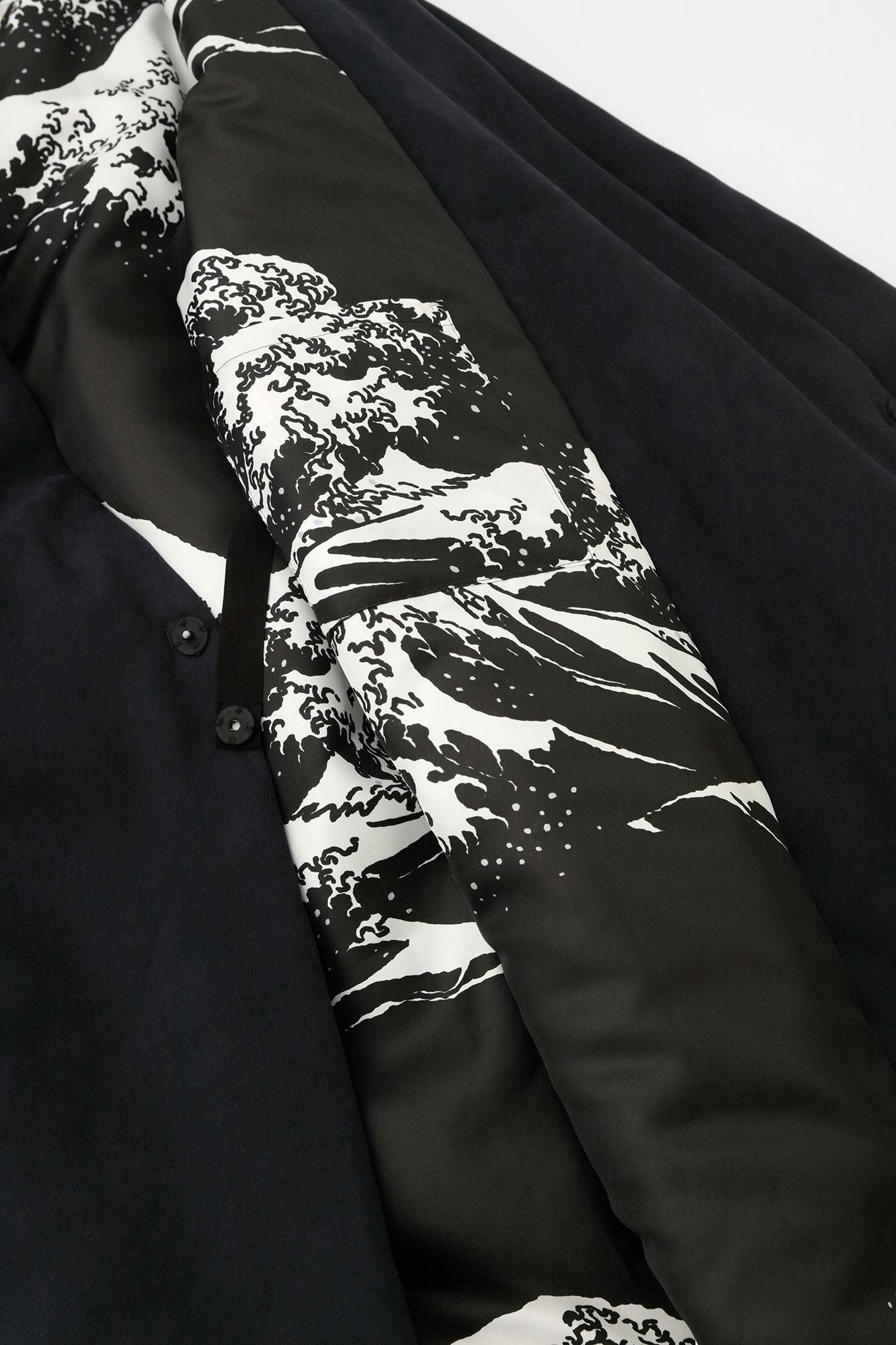 フェイクヌバック 丹前(たんぜん) 中綿袷(なかわたあわせ)/深紺(しんこん)×北斎(ほくさい) 神奈川沖浪裏(かながわおきなみうら) 写し(うつし)