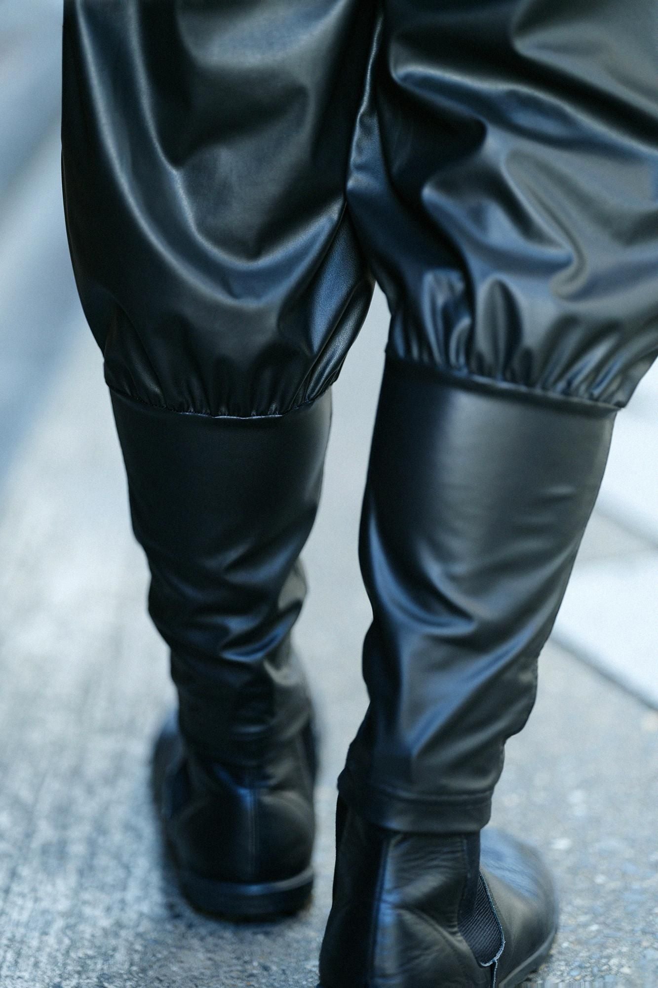 フェイクレザー 裁付(たっつけ)えんゆう穿き2.0/濡羽色(ぬればいろ)