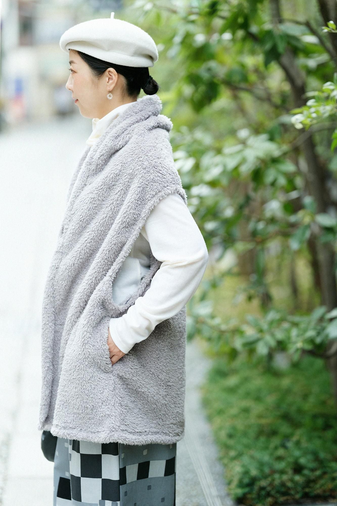 仿毛 莢背心 單層/銀灰色