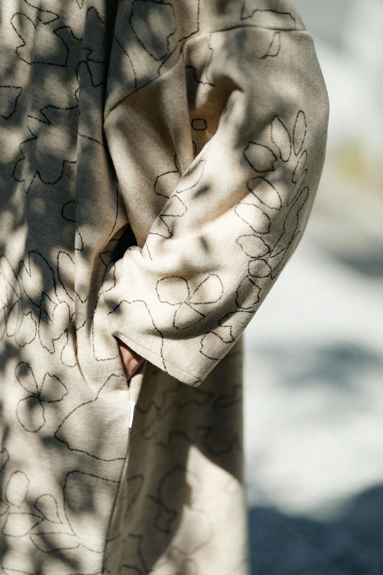 圧縮 両面編(りょうめんあみ) 衿巻薙刀長方形衣(えりまきなぎなたちょうほうけい)/里山(さとやま) ゆらぎ 丁子色(ちょうじいろ)