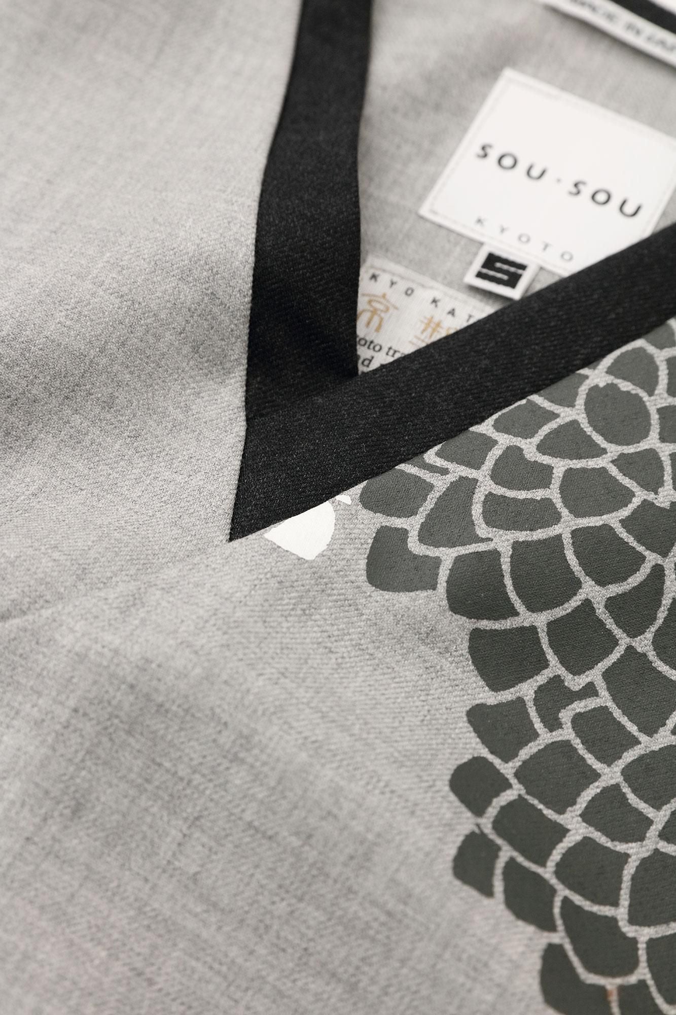 梳毛 半衿和服形洋裝/雲間菊和留白 淡灰色