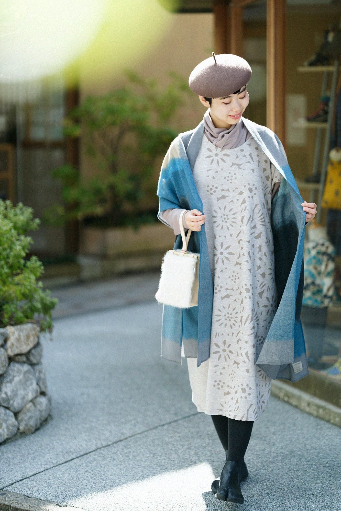 フェイクファー 道行小筥(みちゆきこばこ) 小 /生白(きじろ)×おぼろ