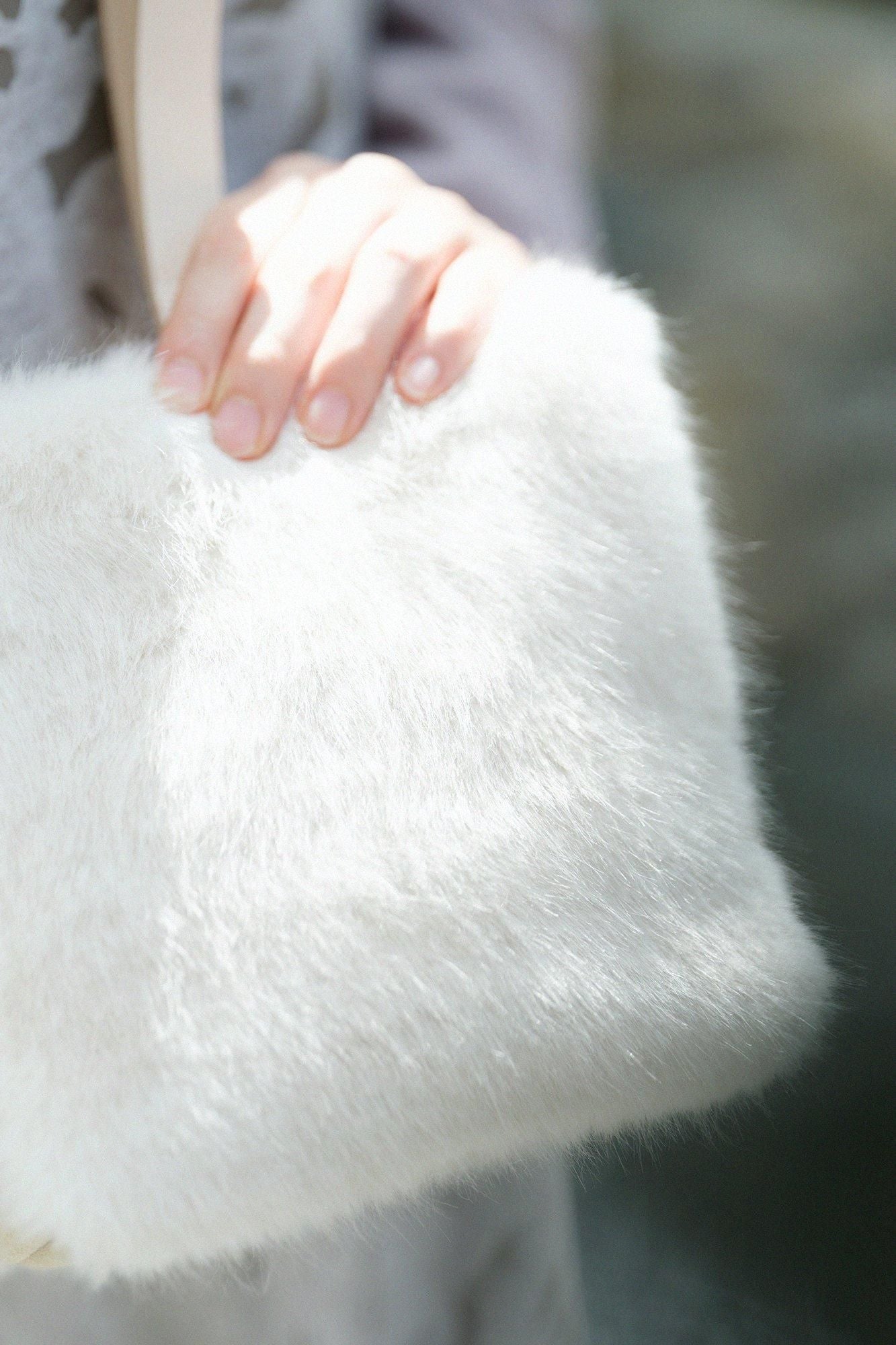 フェイクファー 道行小筥(みちゆきこばこ) 小 /生白(きじろ)×おぼろ