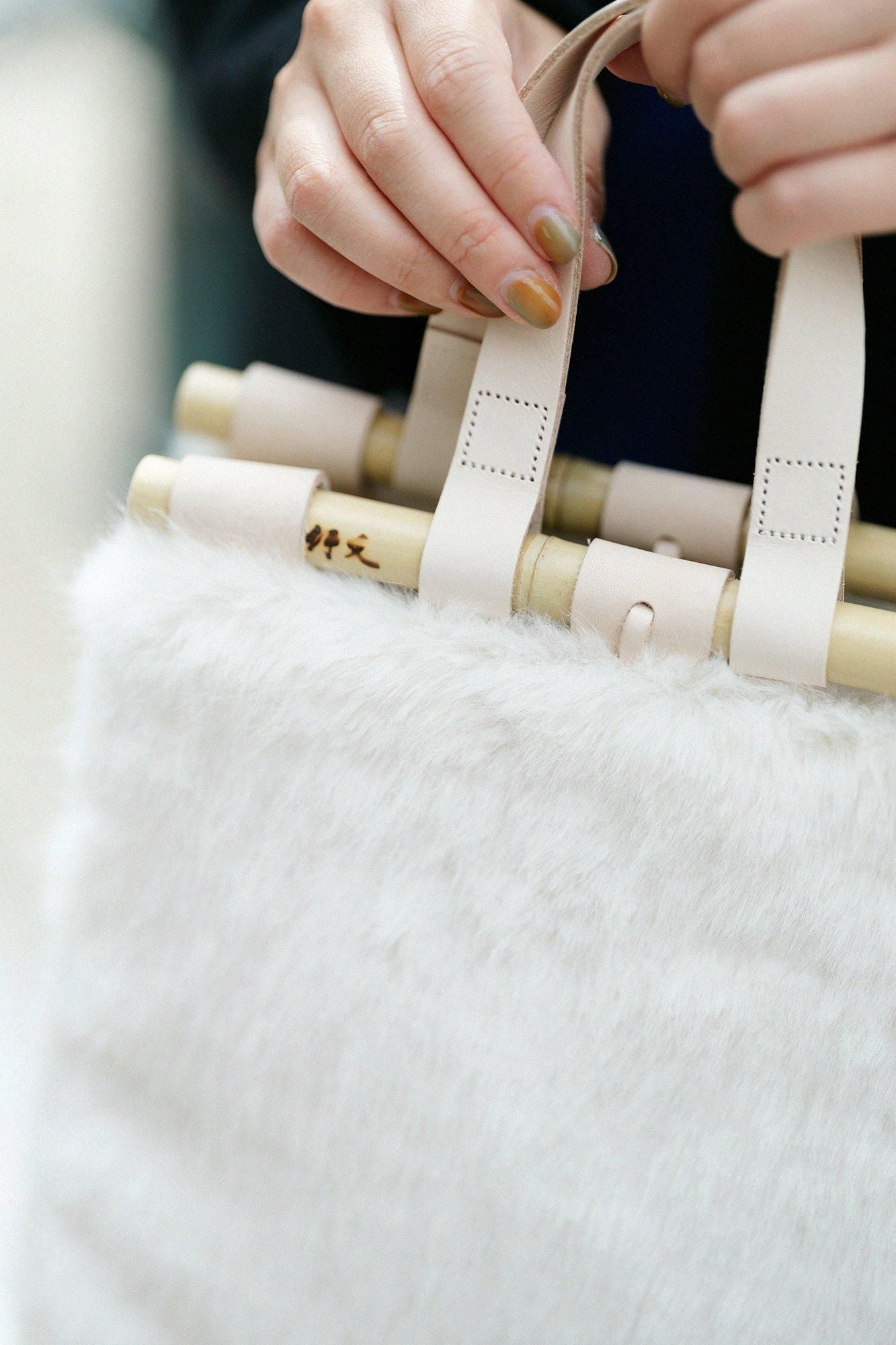 フェイクファー 道行小筥(みちゆきこばこ) /生白(きじろ)×おぼろ