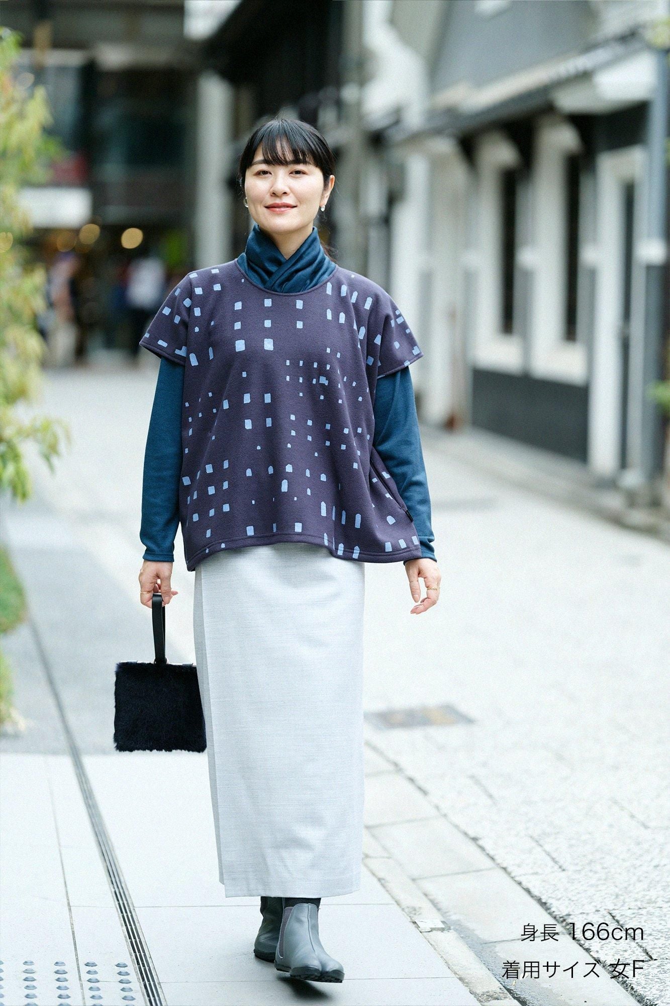 【net limited】Felted Interlock Knitting Square Top / Windows Dark Navy