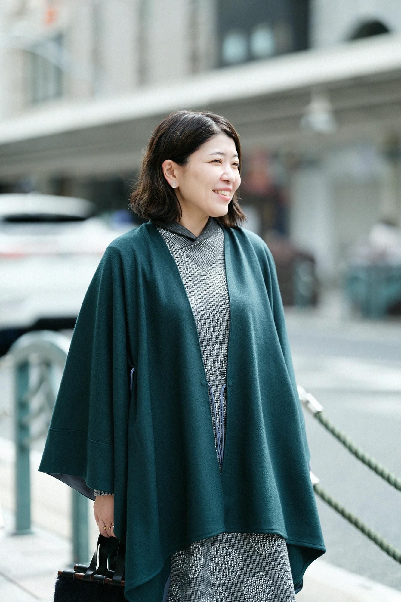 Combed Yarn Felted Knit Kisaragi Poncho / Dark Green