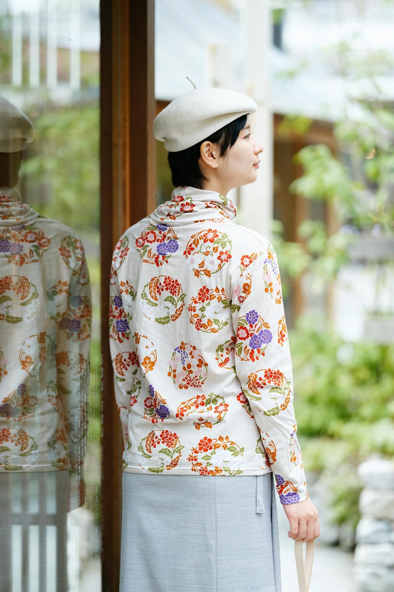 高領上衣/花丸紋樣