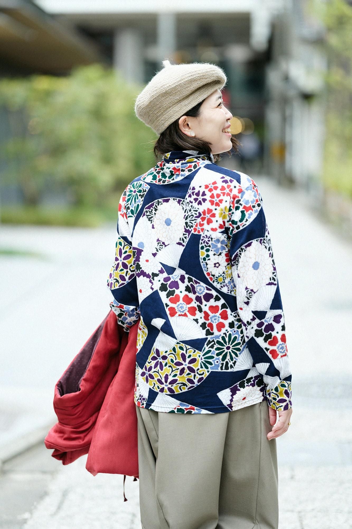 高領上衣/扇子深藍色