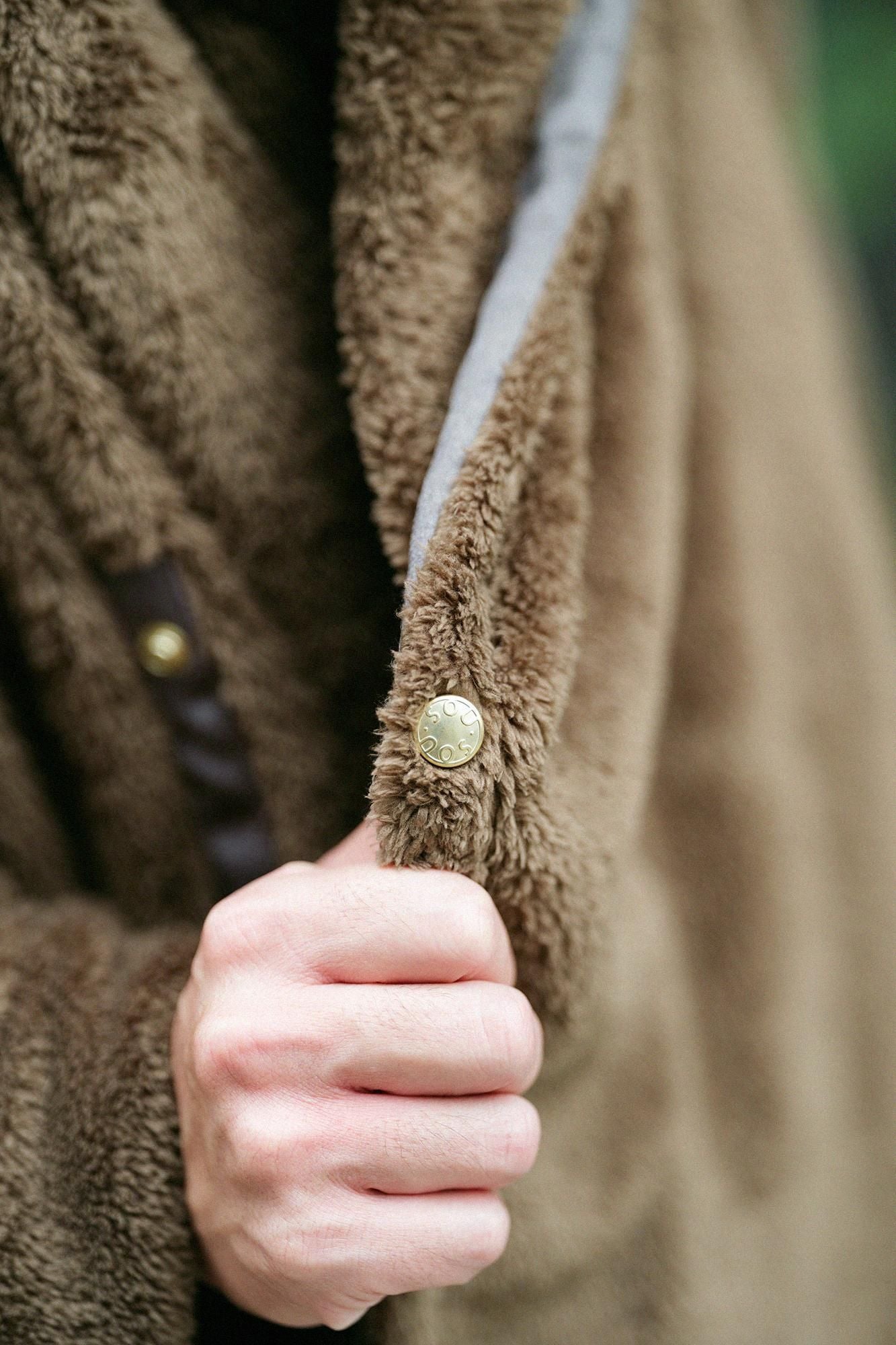 仿毛頭巾外套 單層/深茶色