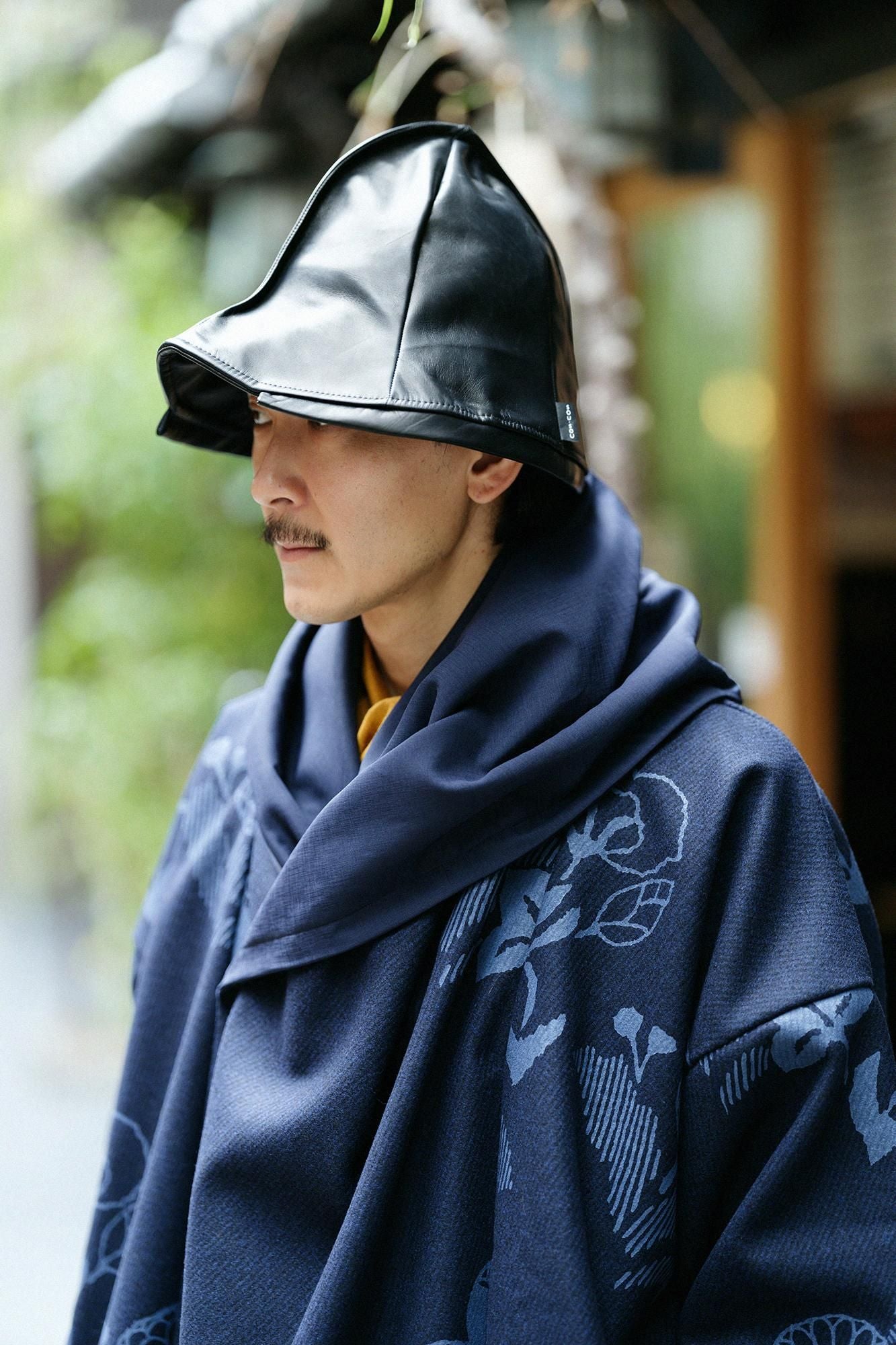 革 一条笠(いちじょうがさ) 錣(しころ)/濡羽色(ぬればいろ)