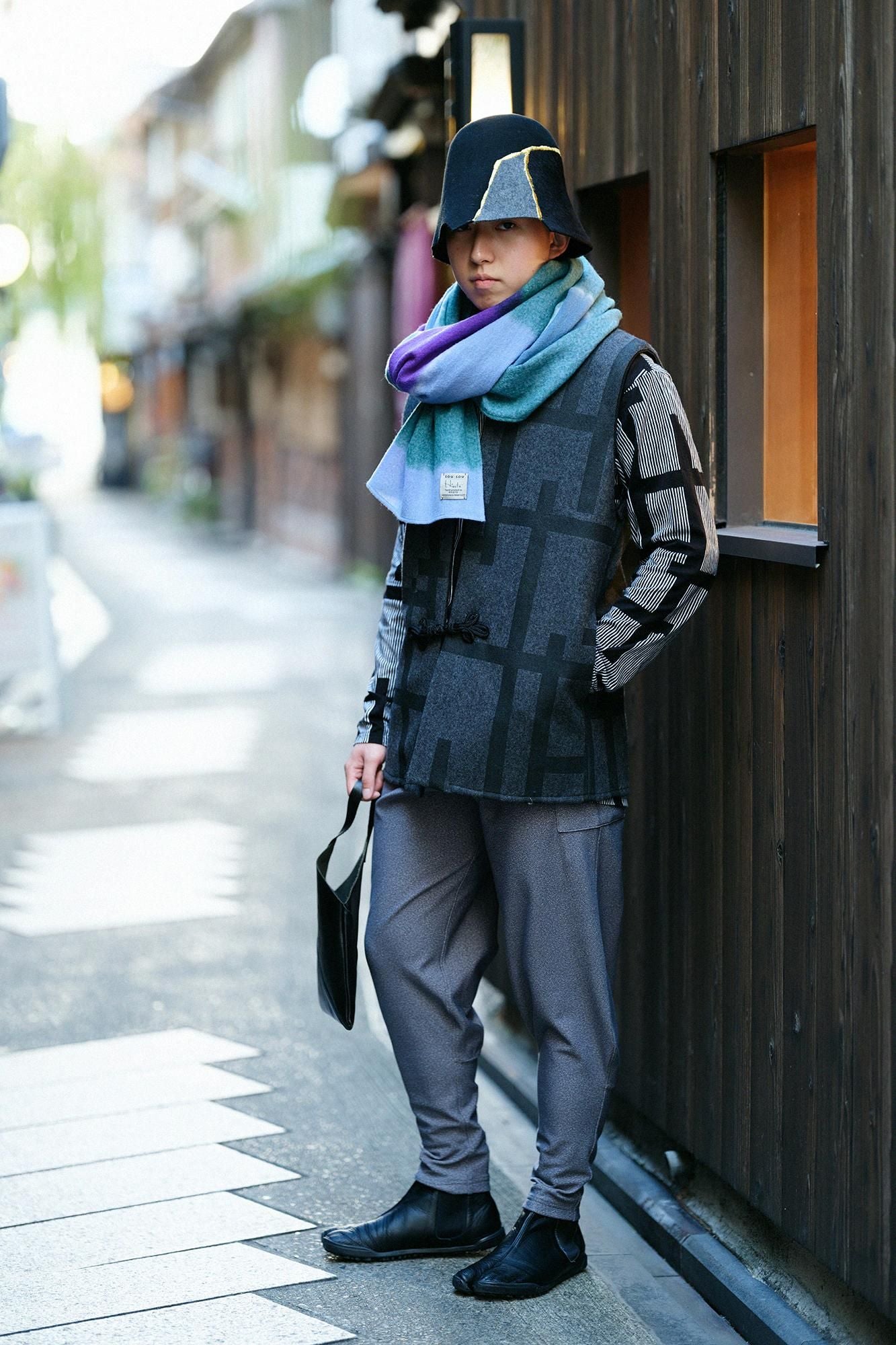 SOU・SOU×Hinata Hatae Scarf / Dark Grey×Stone Grey