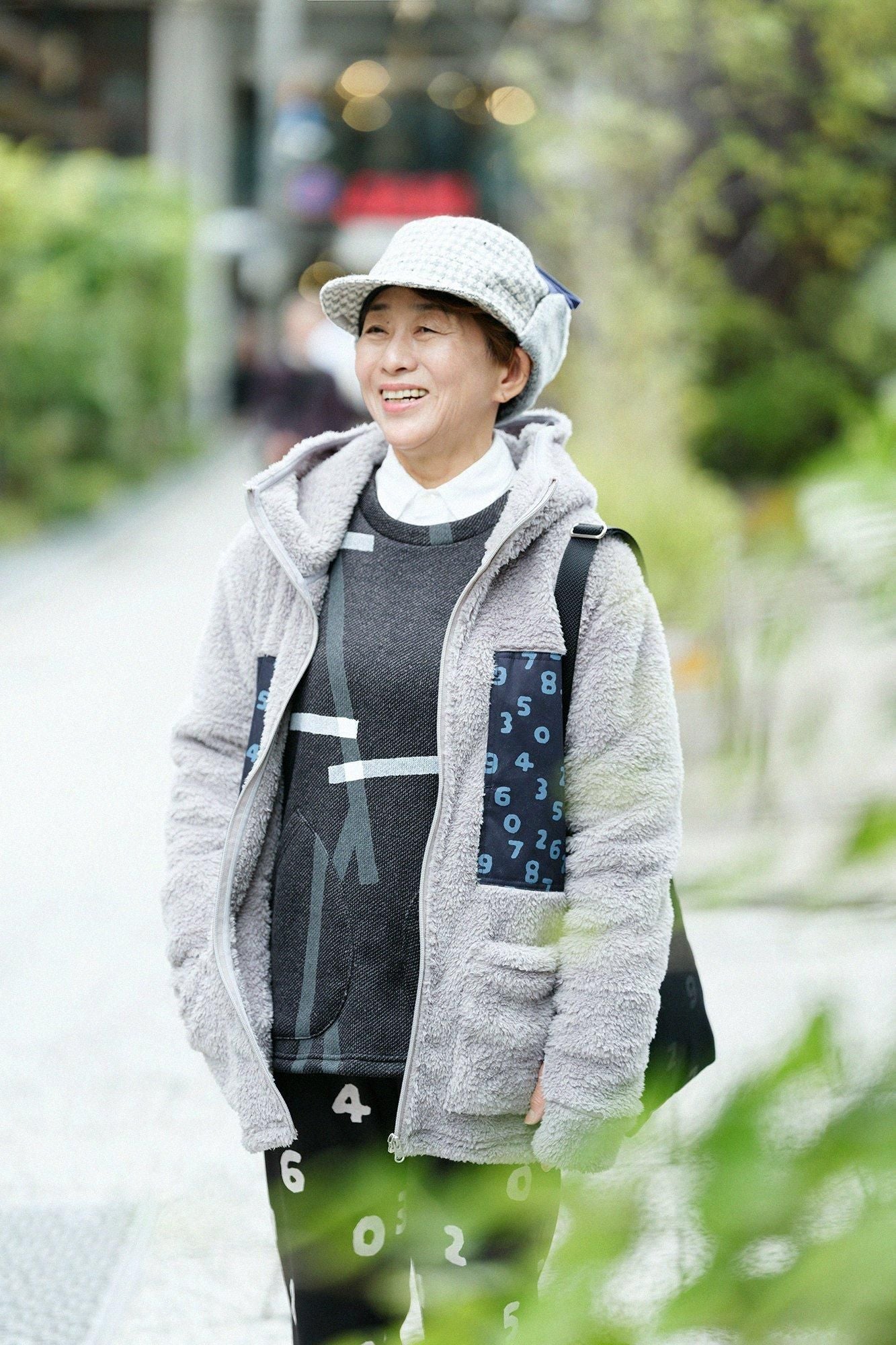 ボア DEPOフーディー/グレー