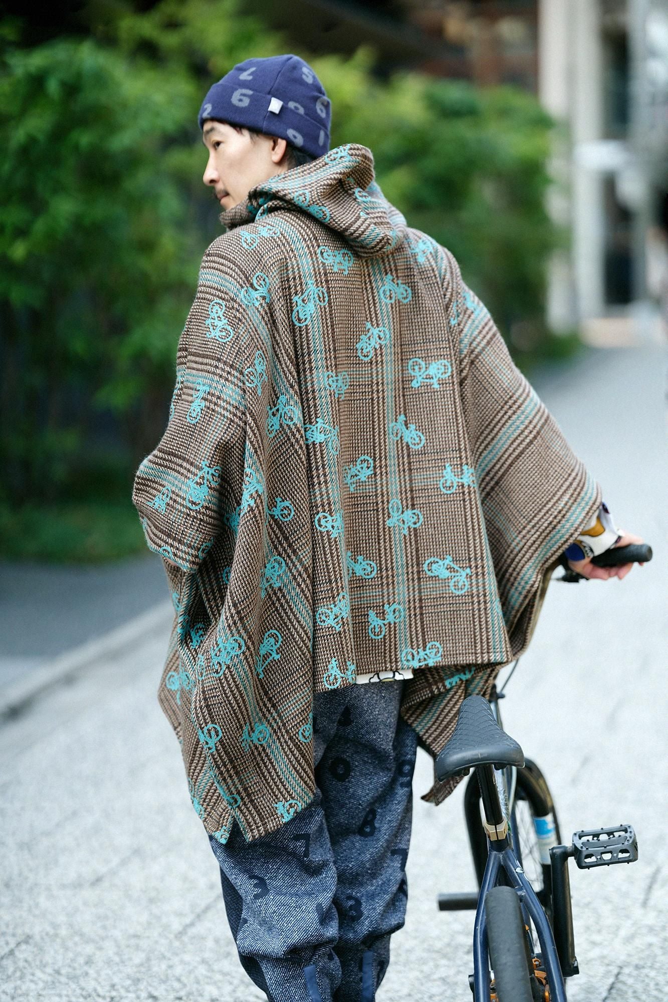Wool Tweed BIKE Poncho/Bicycle Craze Everywhere and Blank Brown Check
