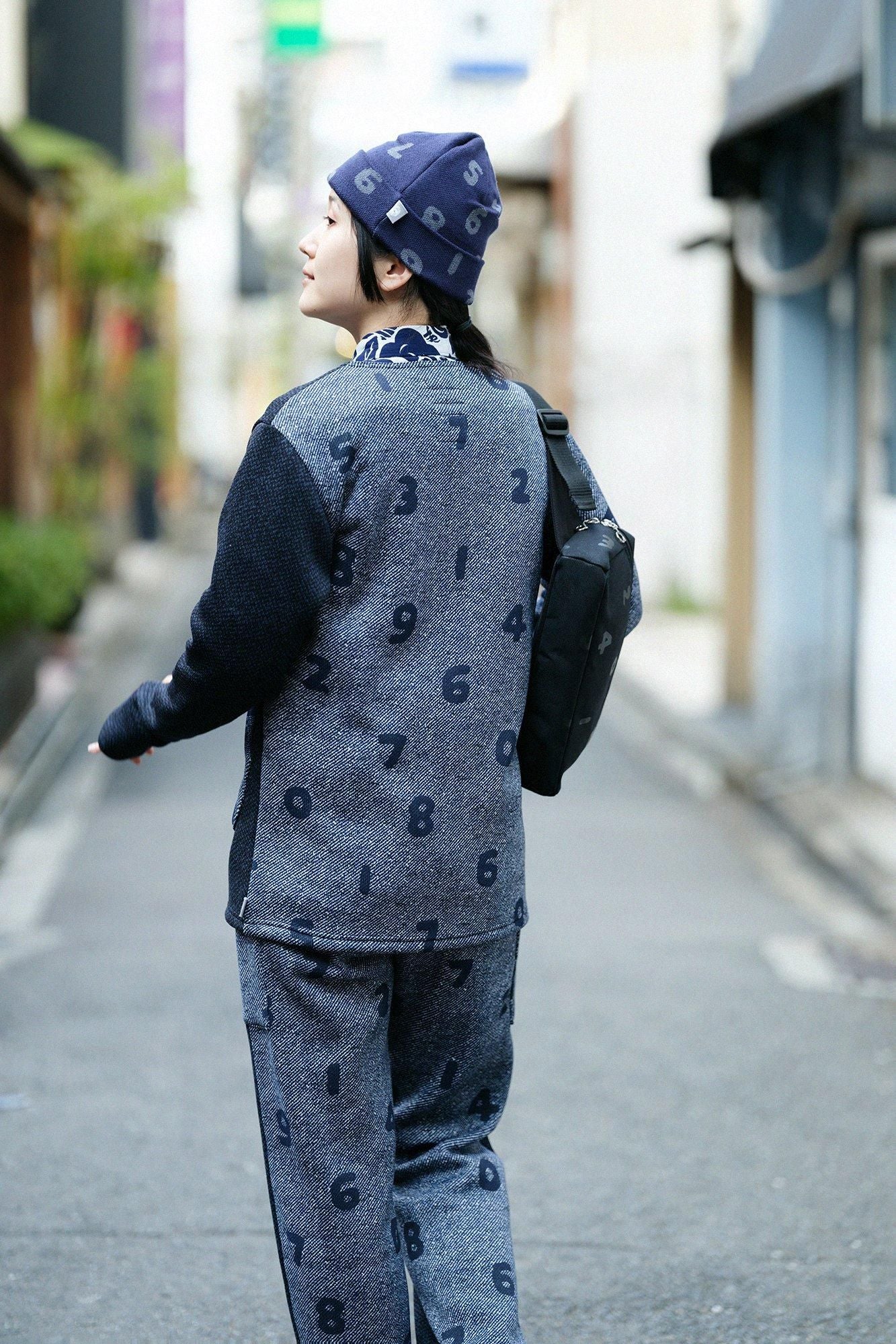 Trépie-twill doublée de toison H.W.s Cardigan / Navy Black x So-Su-U