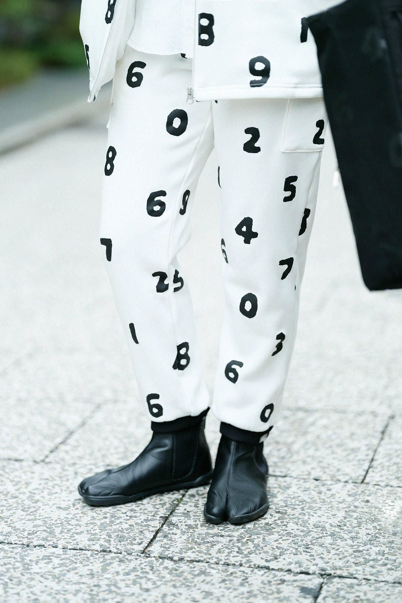 內起絨 抓絨 BIKE長褲/SO-SU-U十數 白色