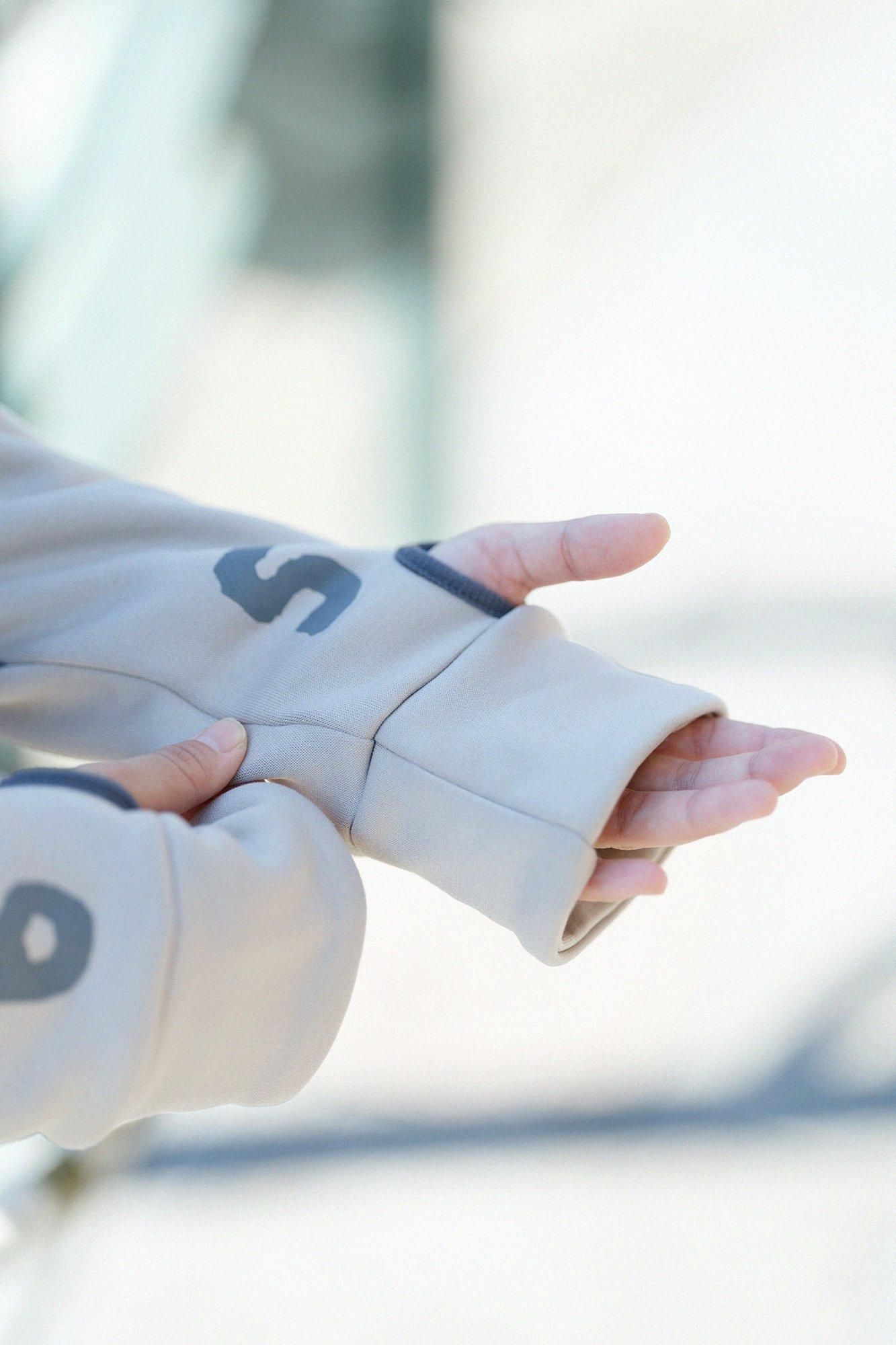 Gebürstetes Fleecefutter ZIP UP Parka/SO-SU-U grauweiß